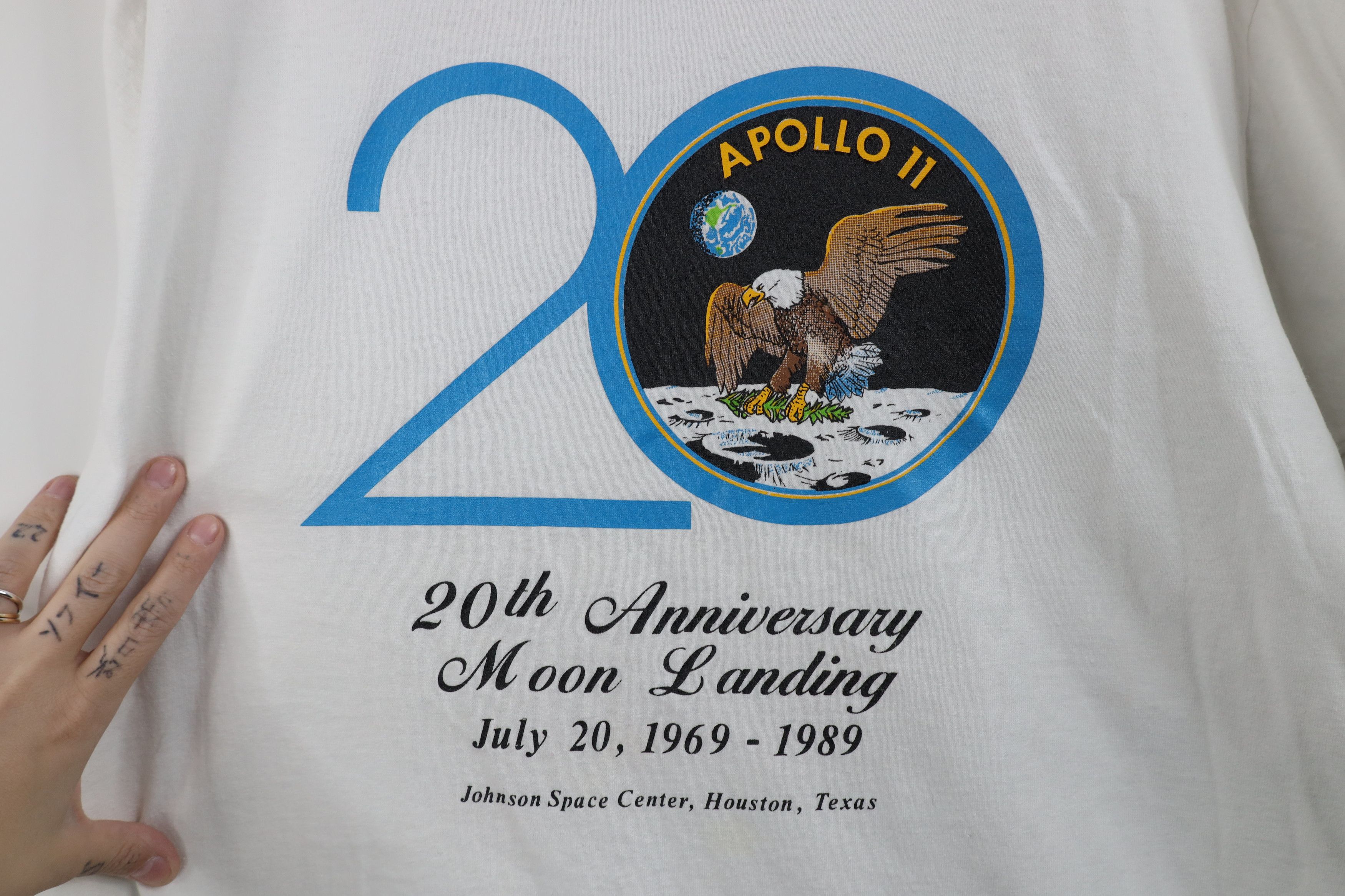 Vintage Vintage 80s 20th Anniversary Apollo 11 Space T-Shirt USA Size US XL / EU 56 / 4 - 4 Thumbnail