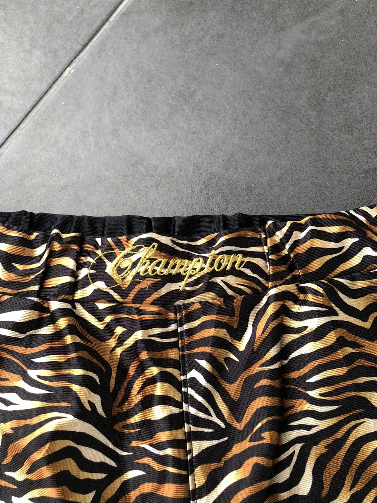 Champion CHAMPION SHORTS Size US 35 - 6 Thumbnail