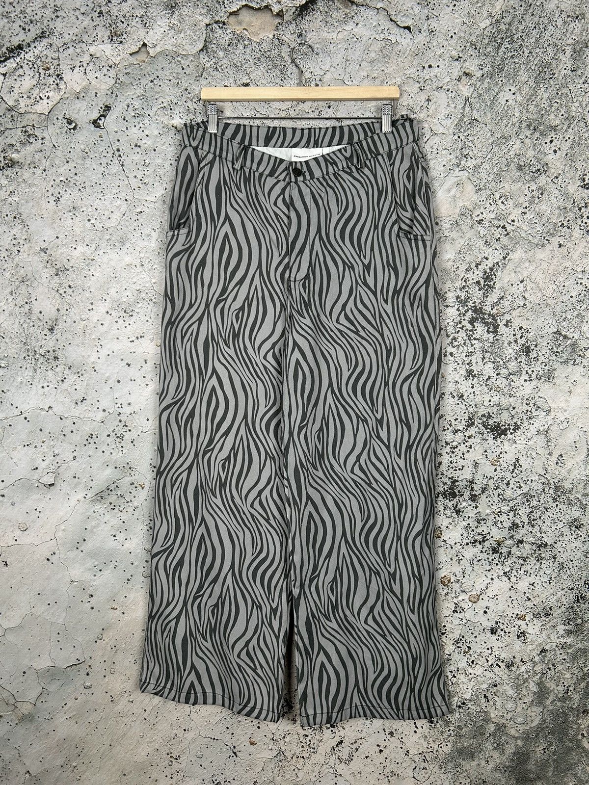 Japanese Brand Endless Nights Baggy Skateboarding Pants Streetwear Hype Size US 34 / EU 50 - 1 Thumbnail
