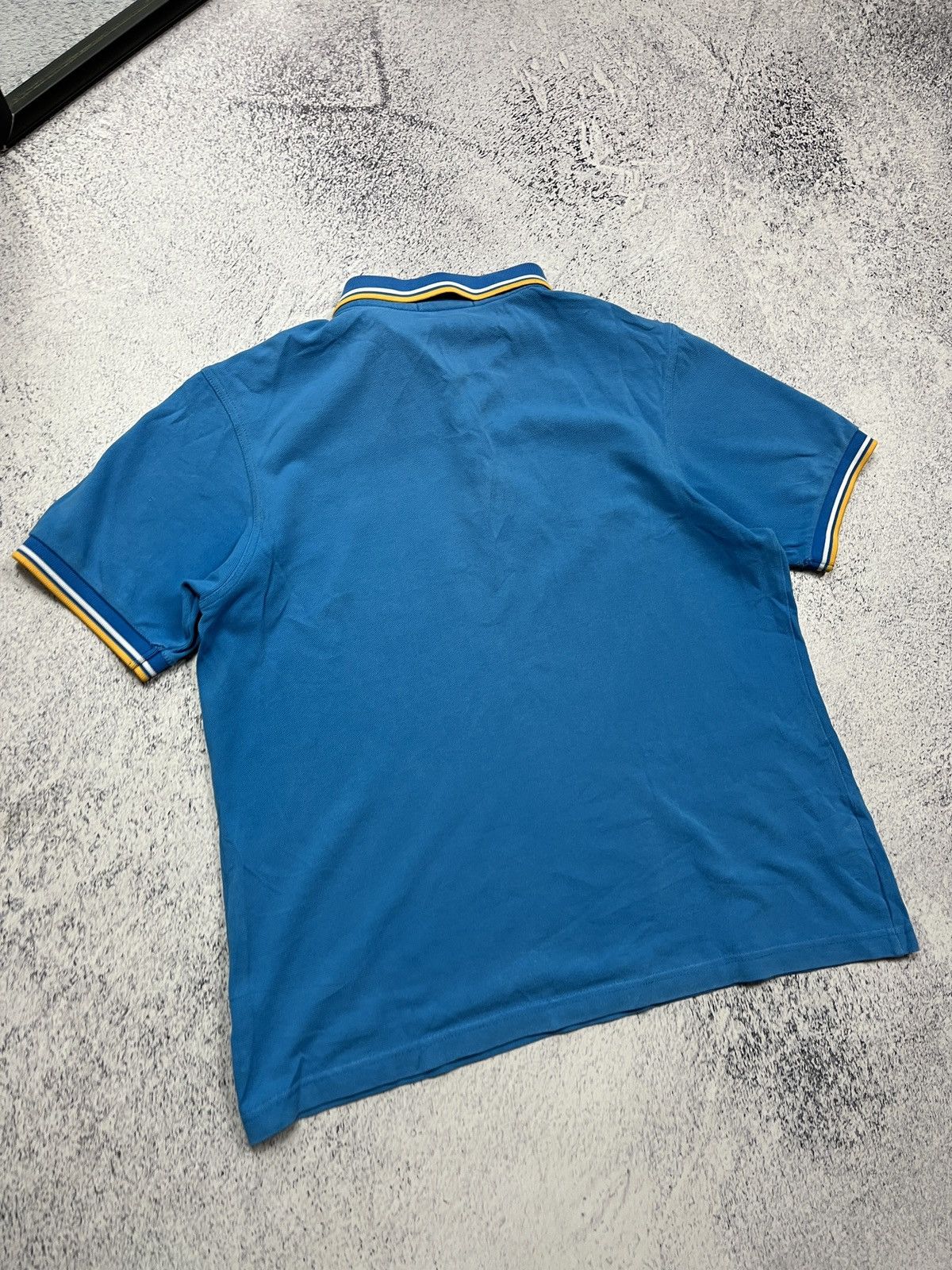 Fred Perry Fred Perry Polo Shirt Blue Yellow Casual Streetwear Hype Size US L / EU 52-54 / 3 - 13 Thumbnail