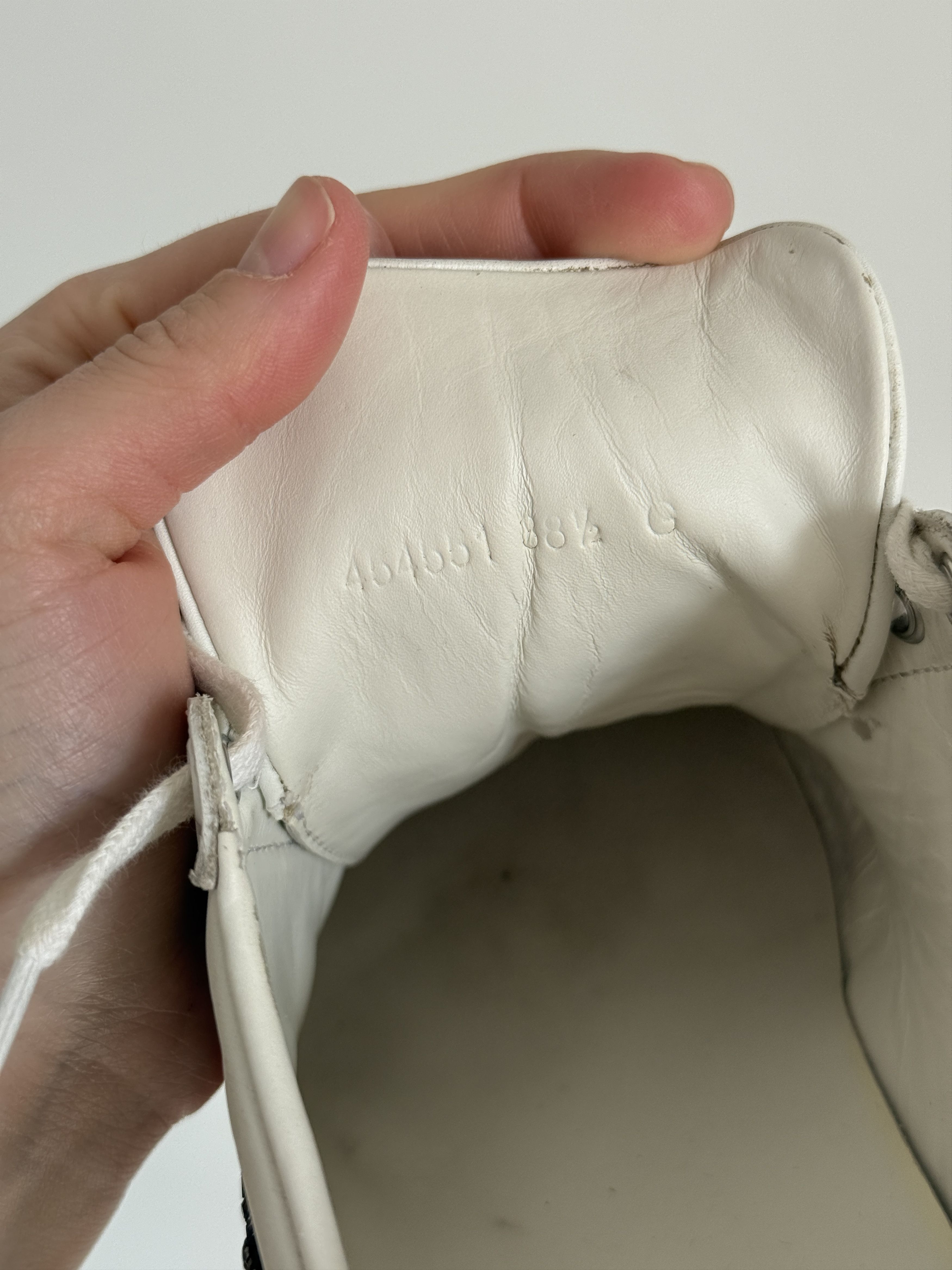 Gucci GUCCI Ace Arrow White Leather Sneakers Size US 8 / IT 38 - 14 Thumbnail