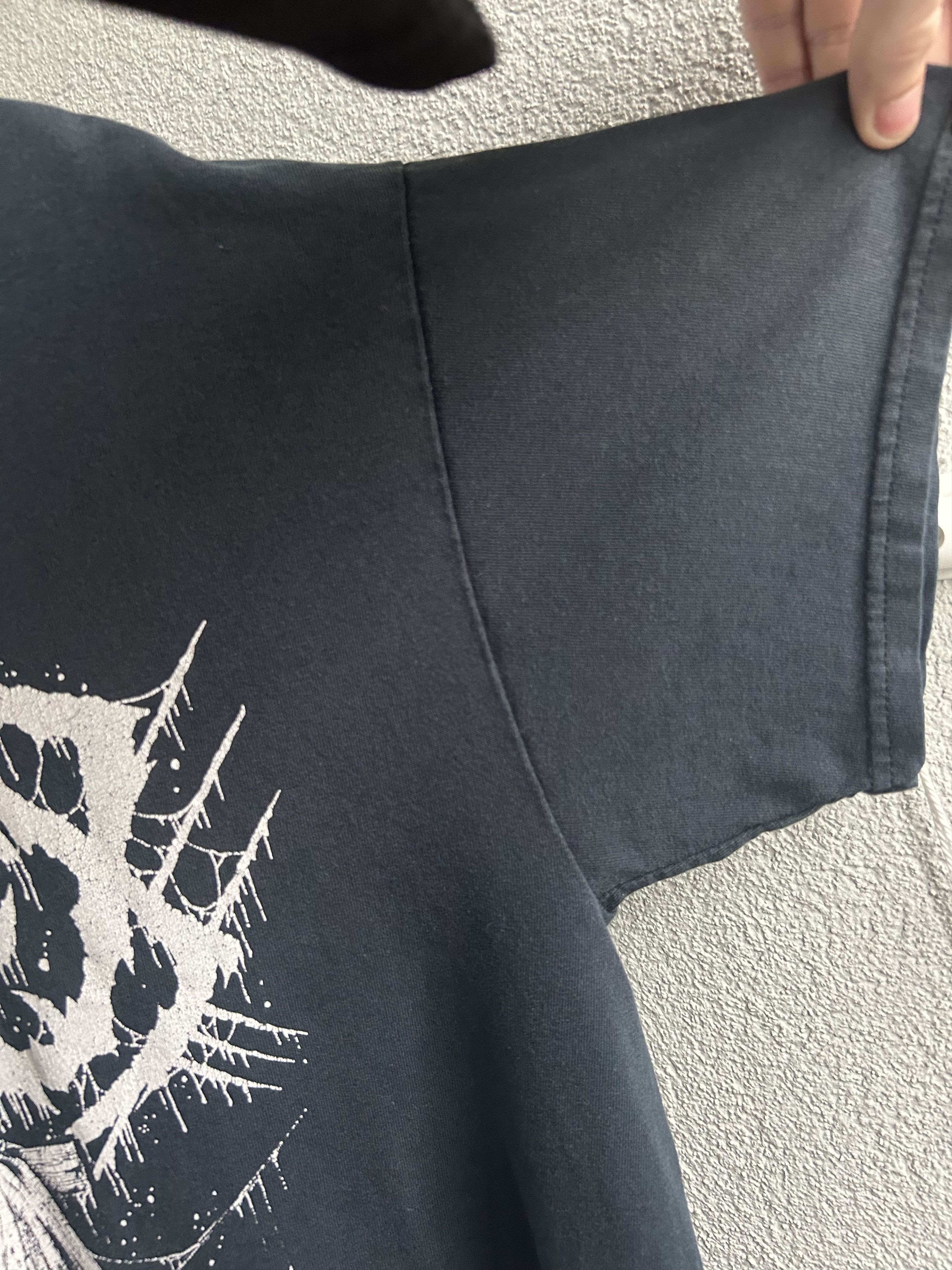 Band Tees × Vintage Vintage 2000s Carnifex Deathcore Metal Band T-shirt Size US L / EU 52-54 / 3 - 9 Thumbnail