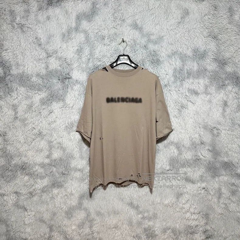 Balenciaga Balenciaga Short Sleeve T-Shirt with Blurred Mosaic Patter Size US XS / EU 42 / 0 - 1 Thumbnail