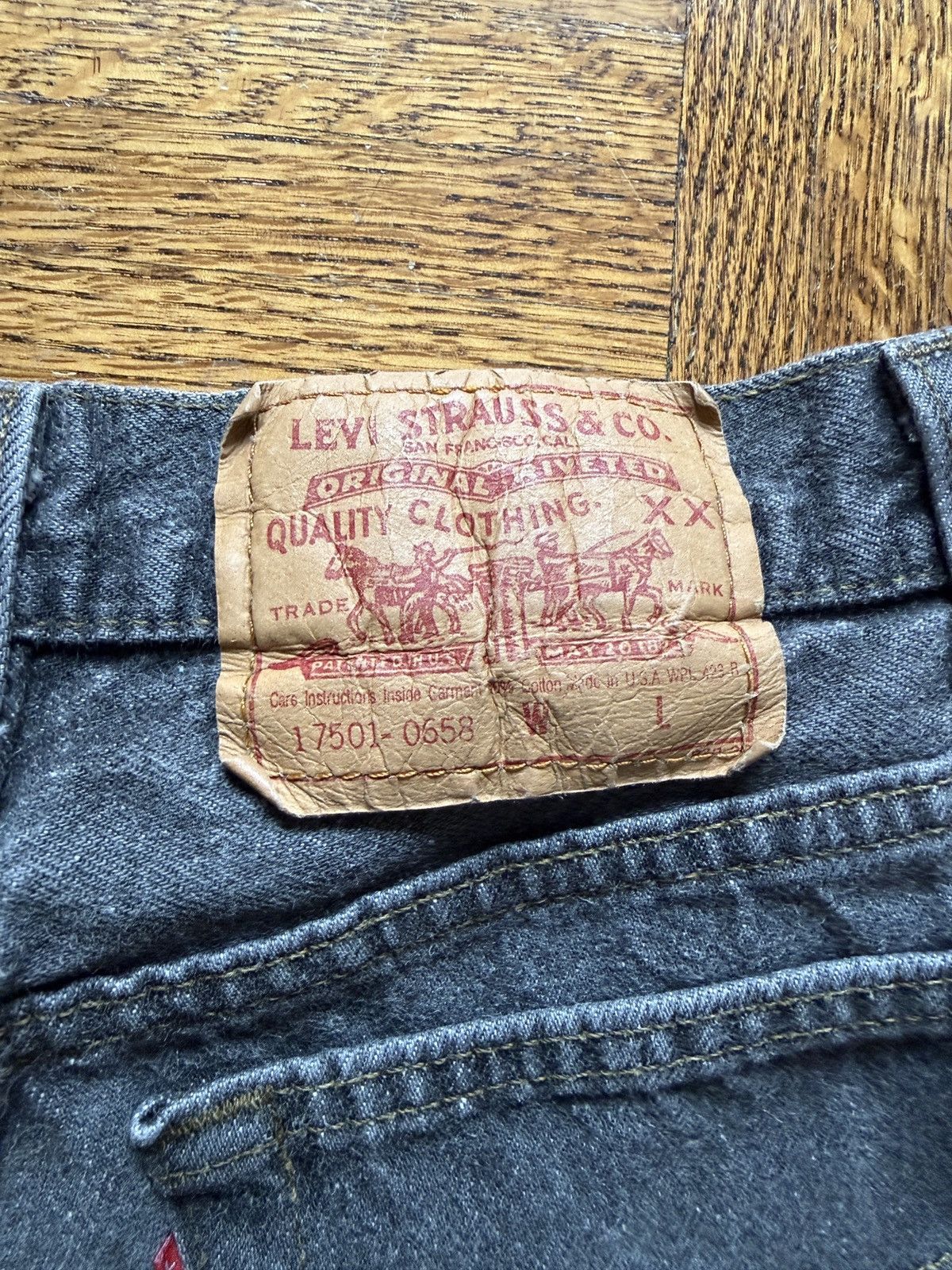 Levi's Vintage 90s Levi’s Button Fly Faded Denim Jeans Size 28" / US 6 / IT 42 - 4 Thumbnail