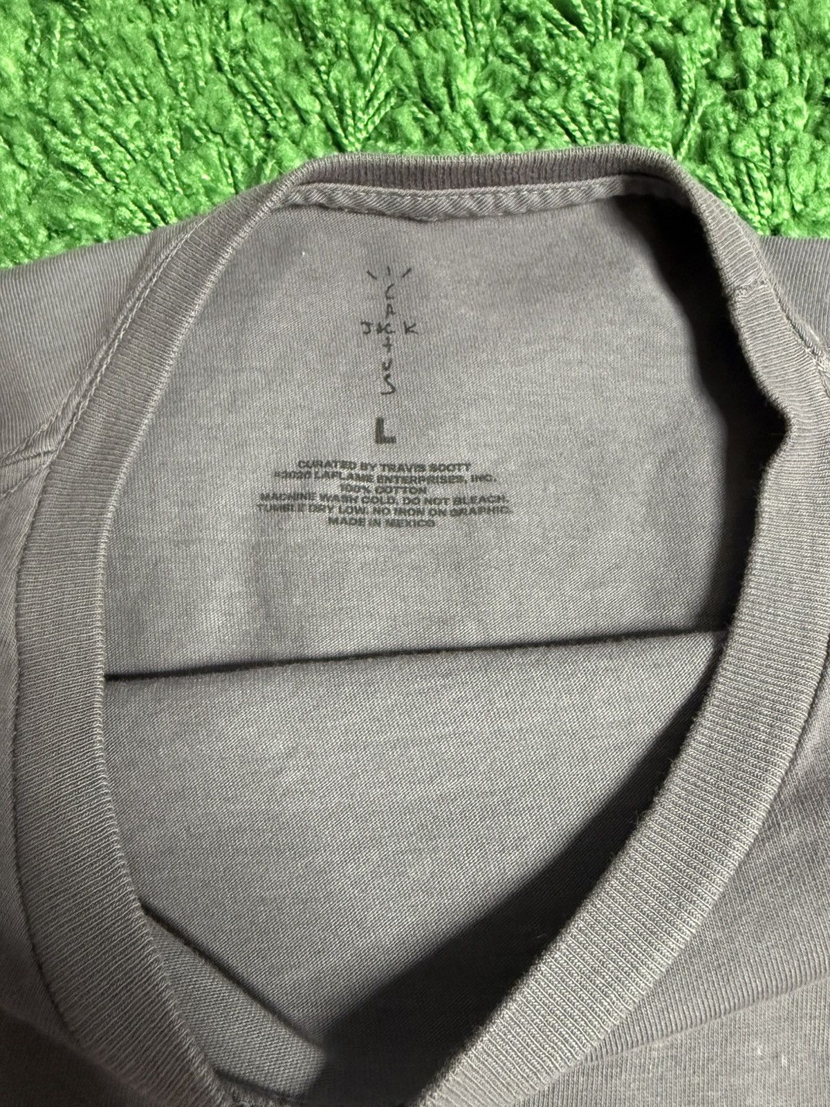 Playstation × Travis Scott Cactus Jack Fortnite Sprayed Gray Back Bling Shirt Tee Large Size US L / EU 52-54 / 3 - 6 Thumbnail