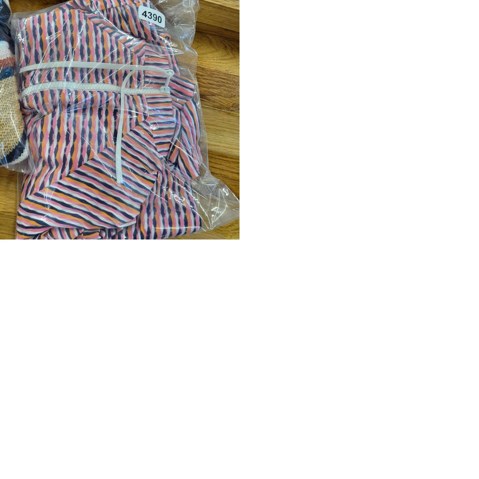 Athleta Athleta Crop Top Women's Small Multicolor Striped Activewear Mock Long Sleeve Shirt (Regular) Pink Size S / US 4 / IT 40 - 9 Thumbnail