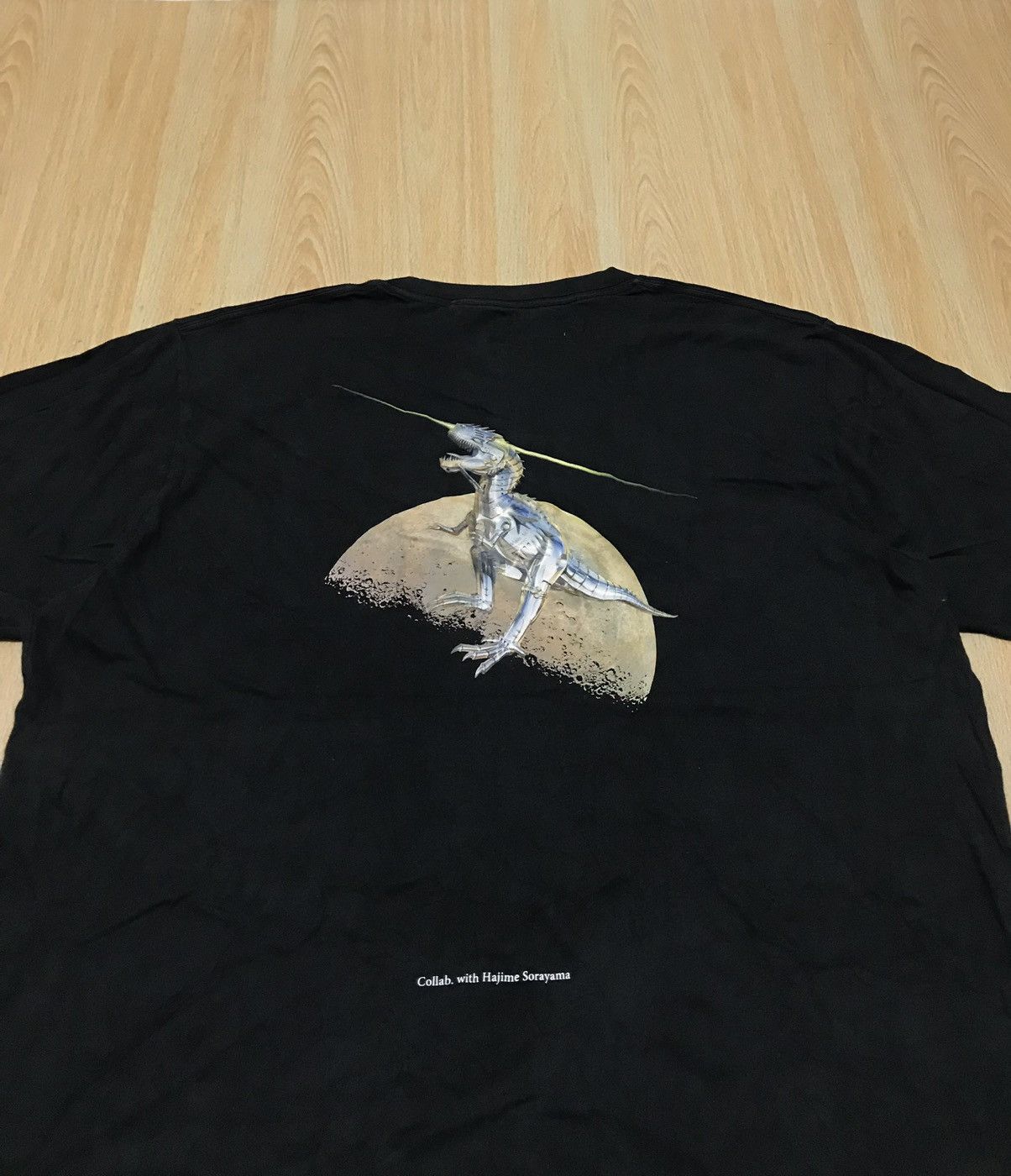 Club Sorayama × Japanese Brand Japanese Brand Uniqlo Collab Hajime Sorayama Jurassic World Size US XL / EU 56 / 4 - 2 Thumbnail