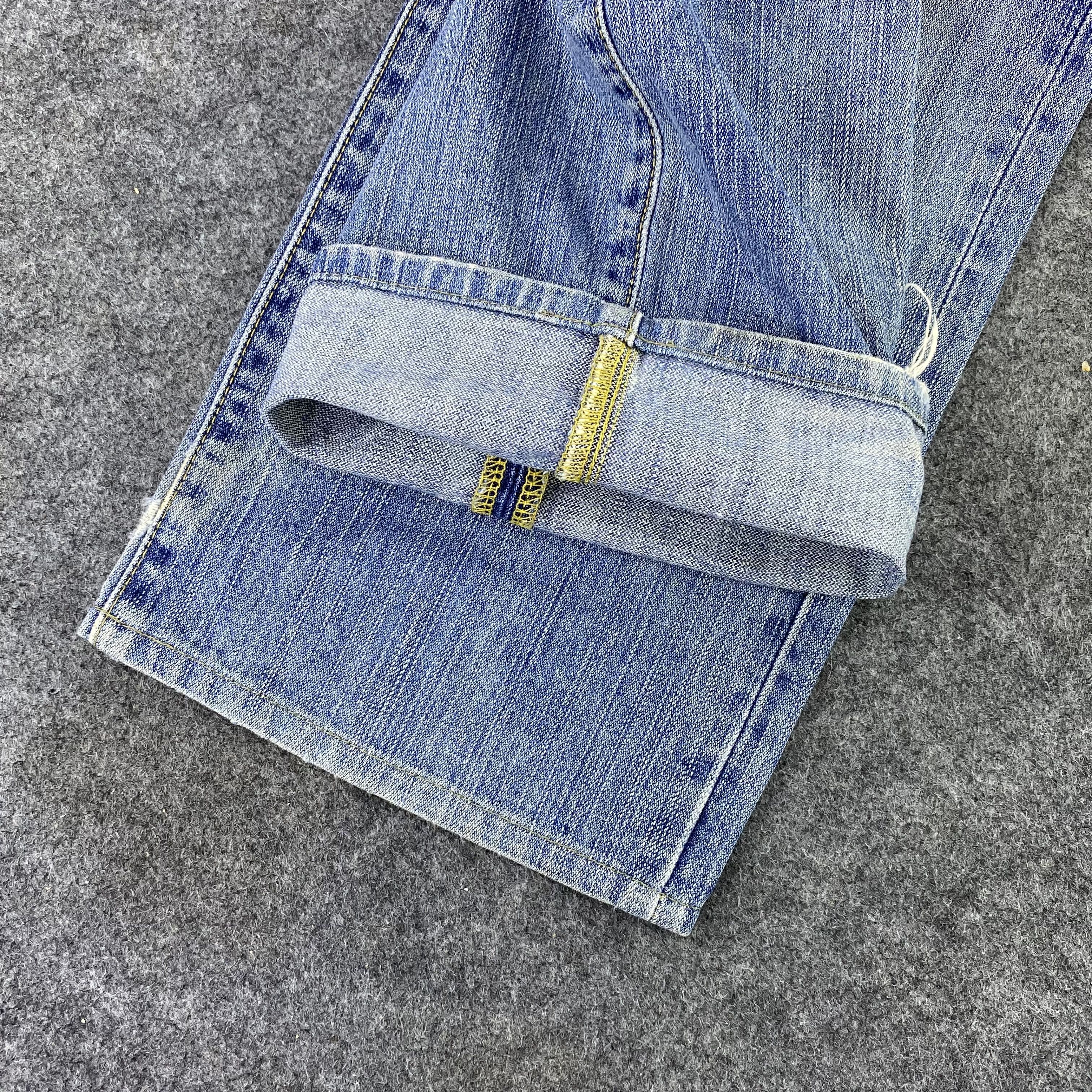 Vintage × Wrangler Vintage Wrangler Distress Blube Wash Jeans - J1149 Size US 35 - 15 Thumbnail