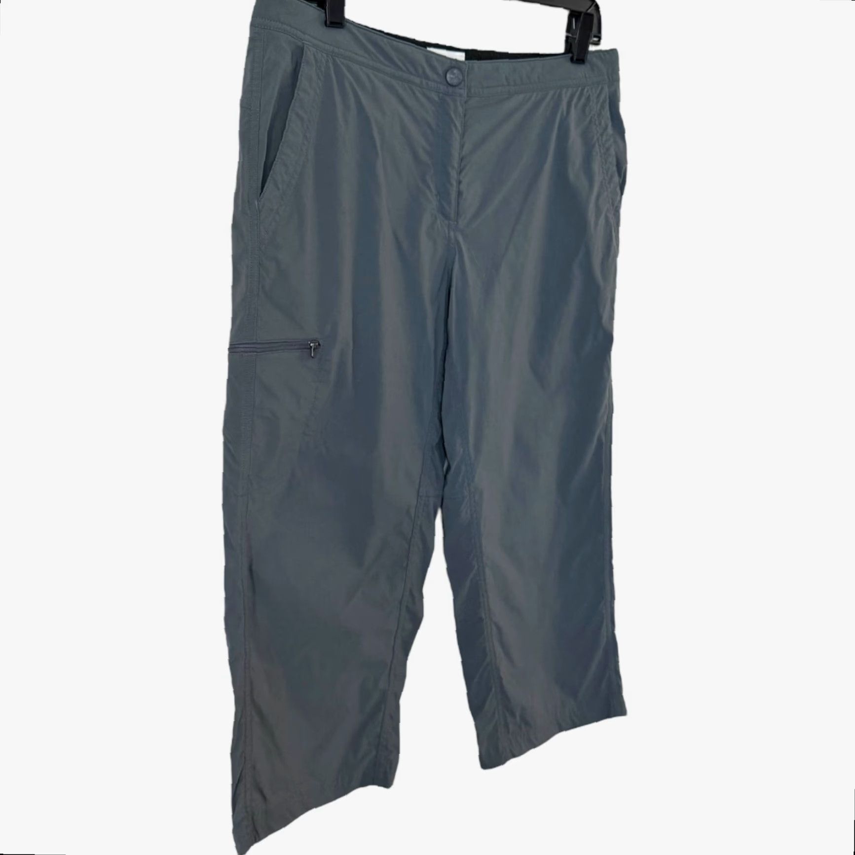 Vintage L.L. Bean Tropicwear Cargo Capri Pants Gray Women's 10 Hiking Trekking Outdoors Capri Pants Women Size 10 Gray Pockets Stretch Nylon Spandex Size 32" / US 10 / IT 46 - 3 Thumbnail