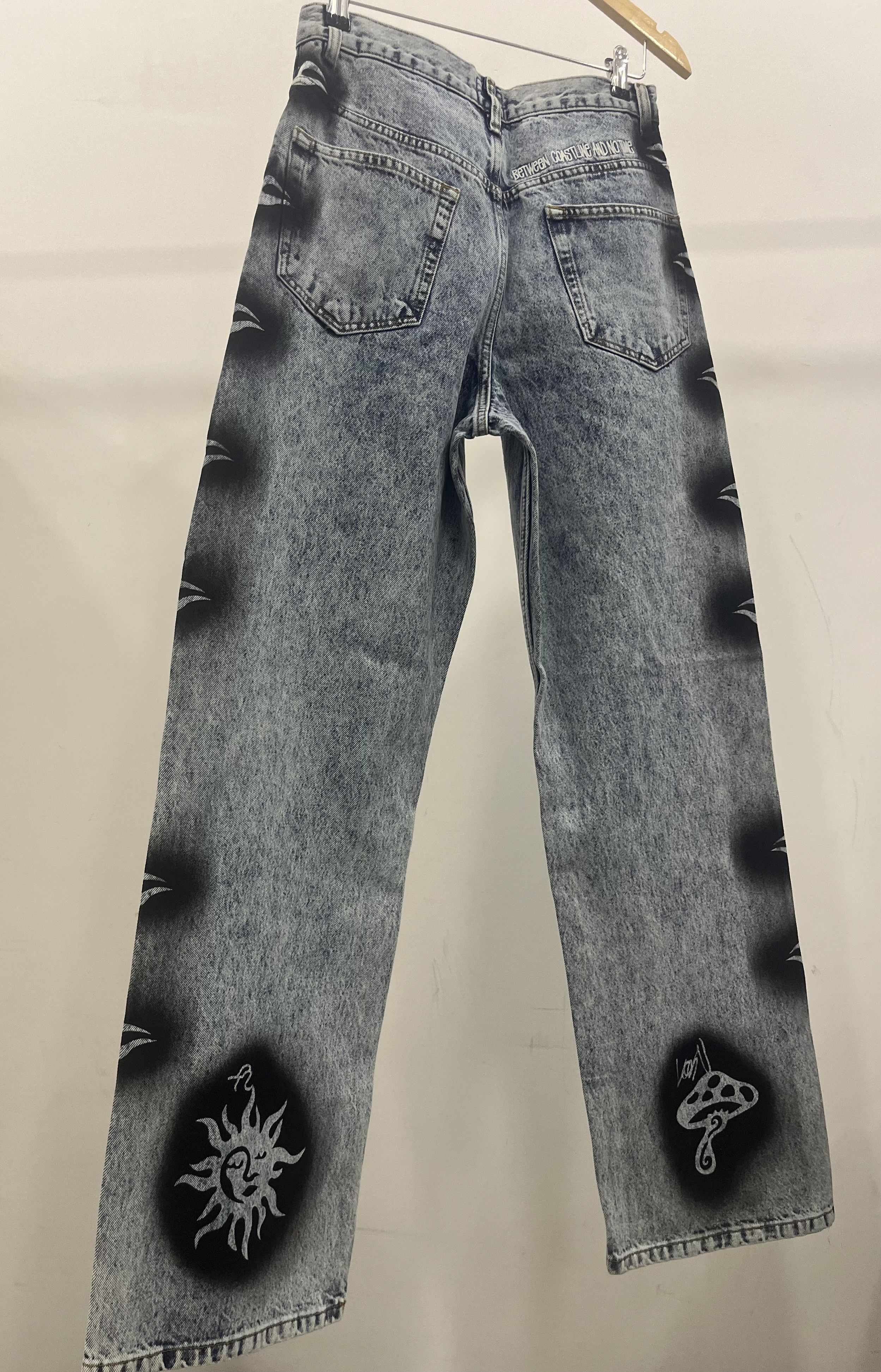 Dries Van Noten × Stussy Stussy x Dries Van noten stencil jeans Size US 28 / EU 44 - 8 Thumbnail