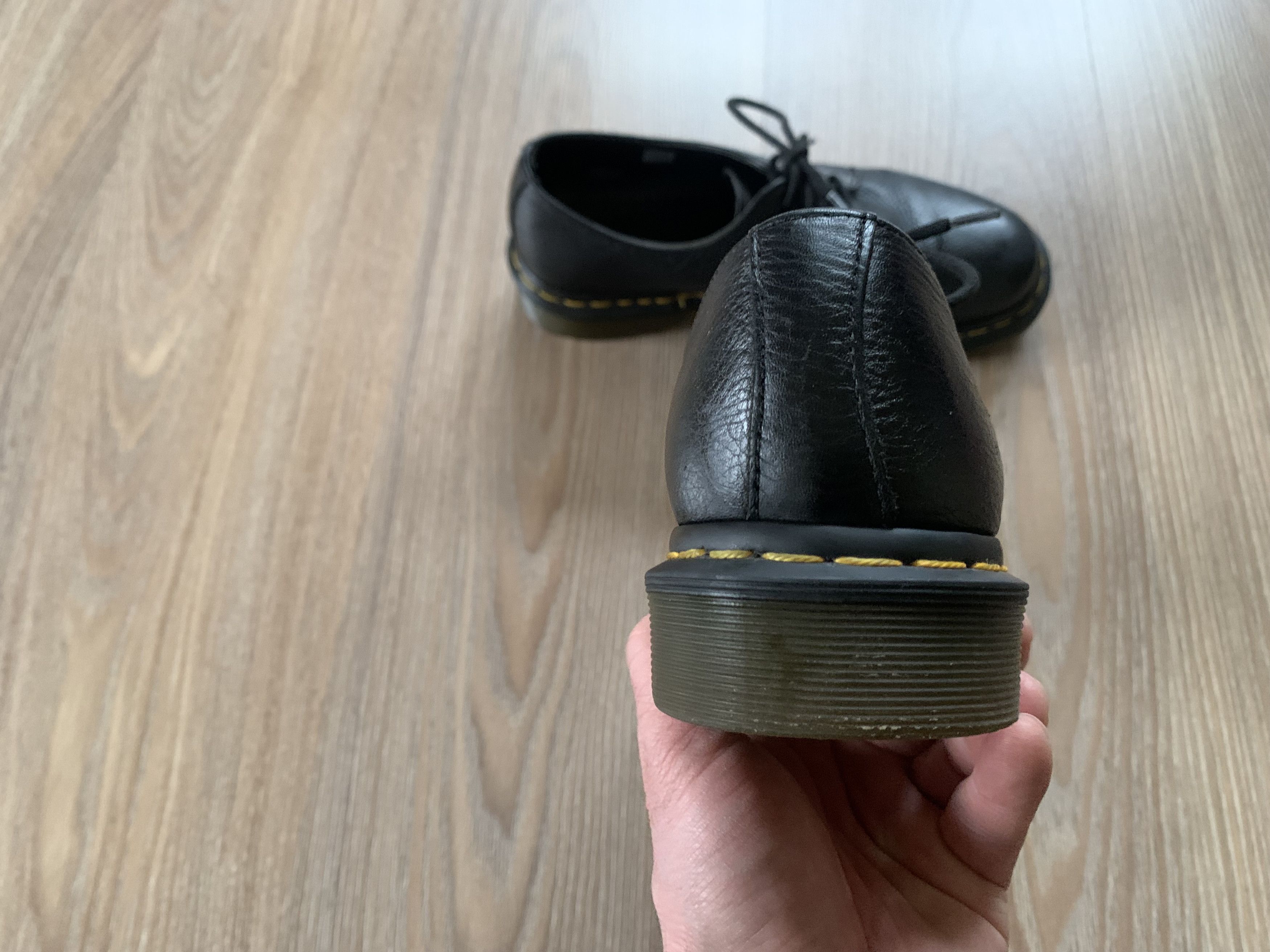 Dr. Martens Dr. Martens 1461 Black Smooth Leather Shoes Size US 6 / EU 39 - 6 Thumbnail