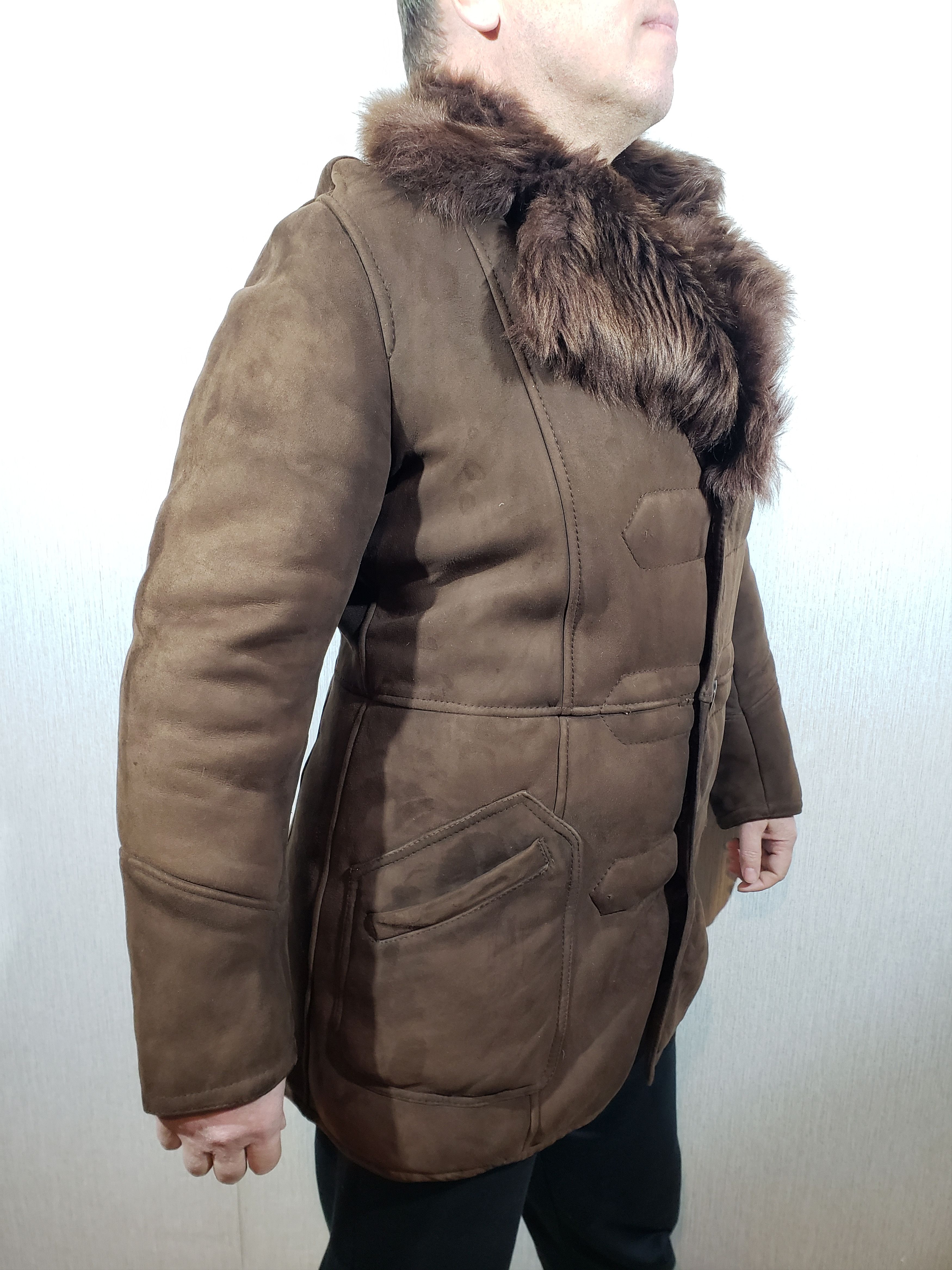 Other Men's brown sheepskin coat with buttons. Size US M / EU 48-50 / 2 - 3 Thumbnail