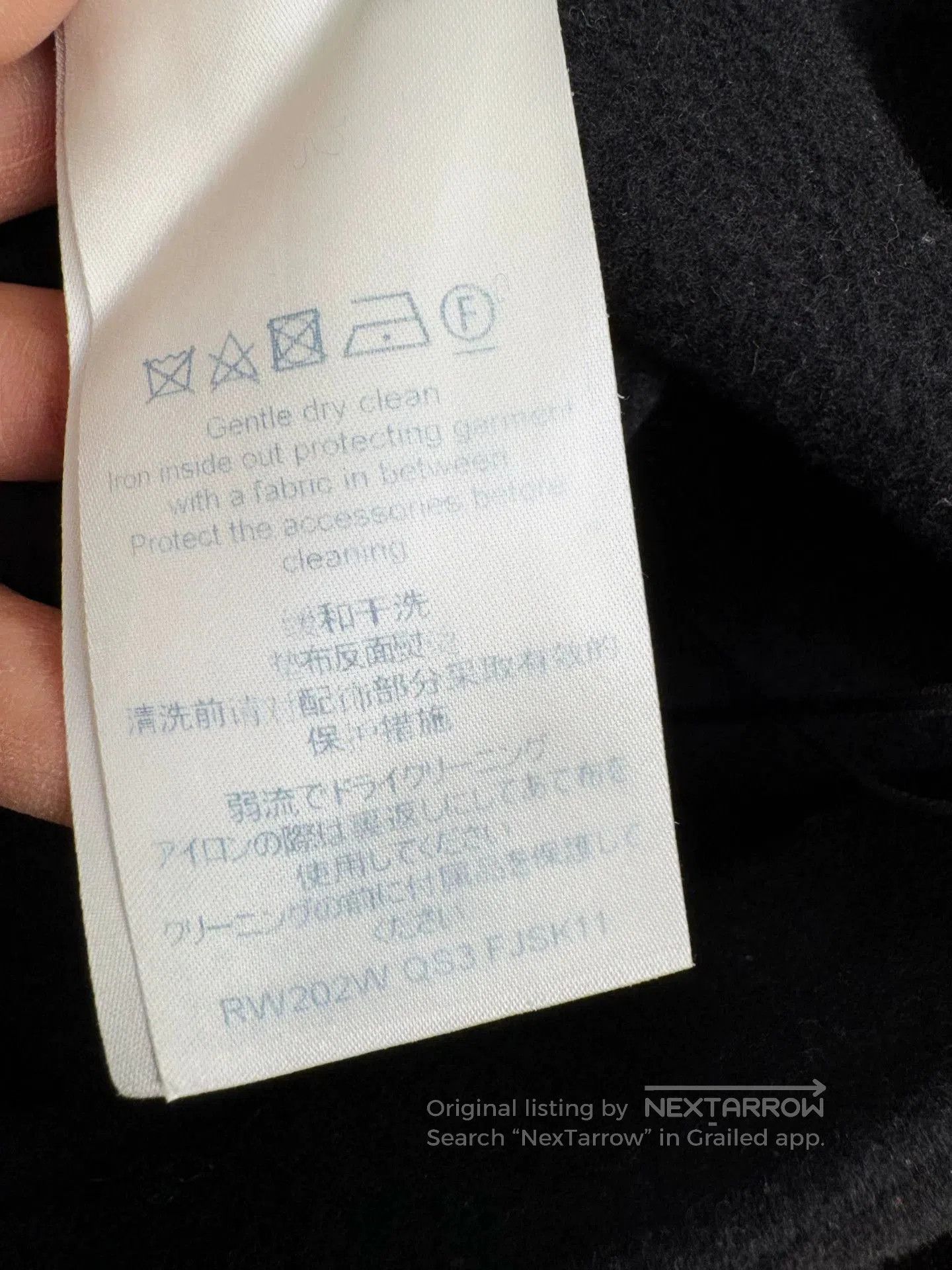 Louis Vuitton Louis Vuitton Wool Mini Skirt. Size US 34 / EU 50 - 6 Thumbnail