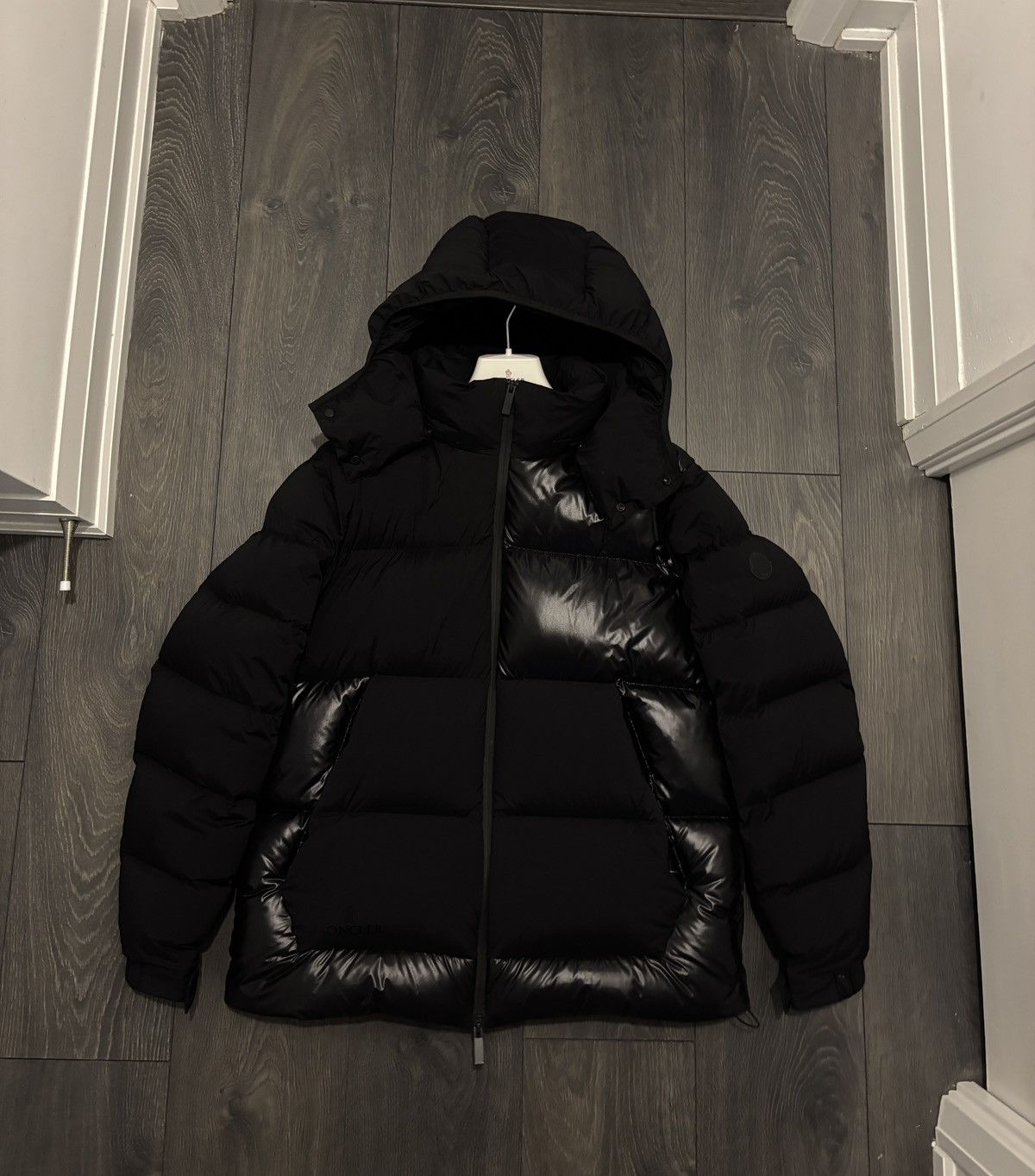 Moncler Moncler Pallardy Bomber size 3 Size US M / EU 48-50 / 2 - 1 Thumbnail