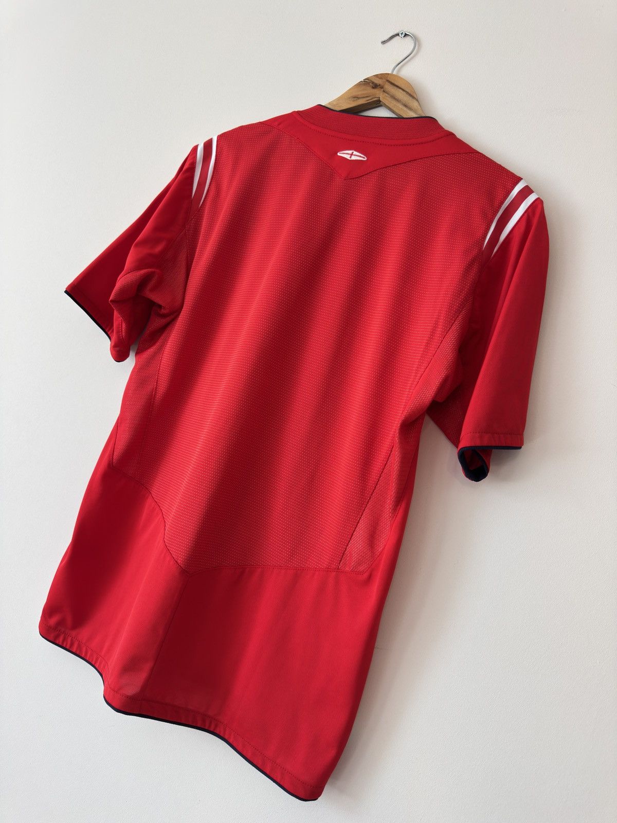 Umbro Vintage England 2004-2005 Away Soccer Jersey Football Shirt Size US M / EU 48-50 / 2 - 7 Thumbnail