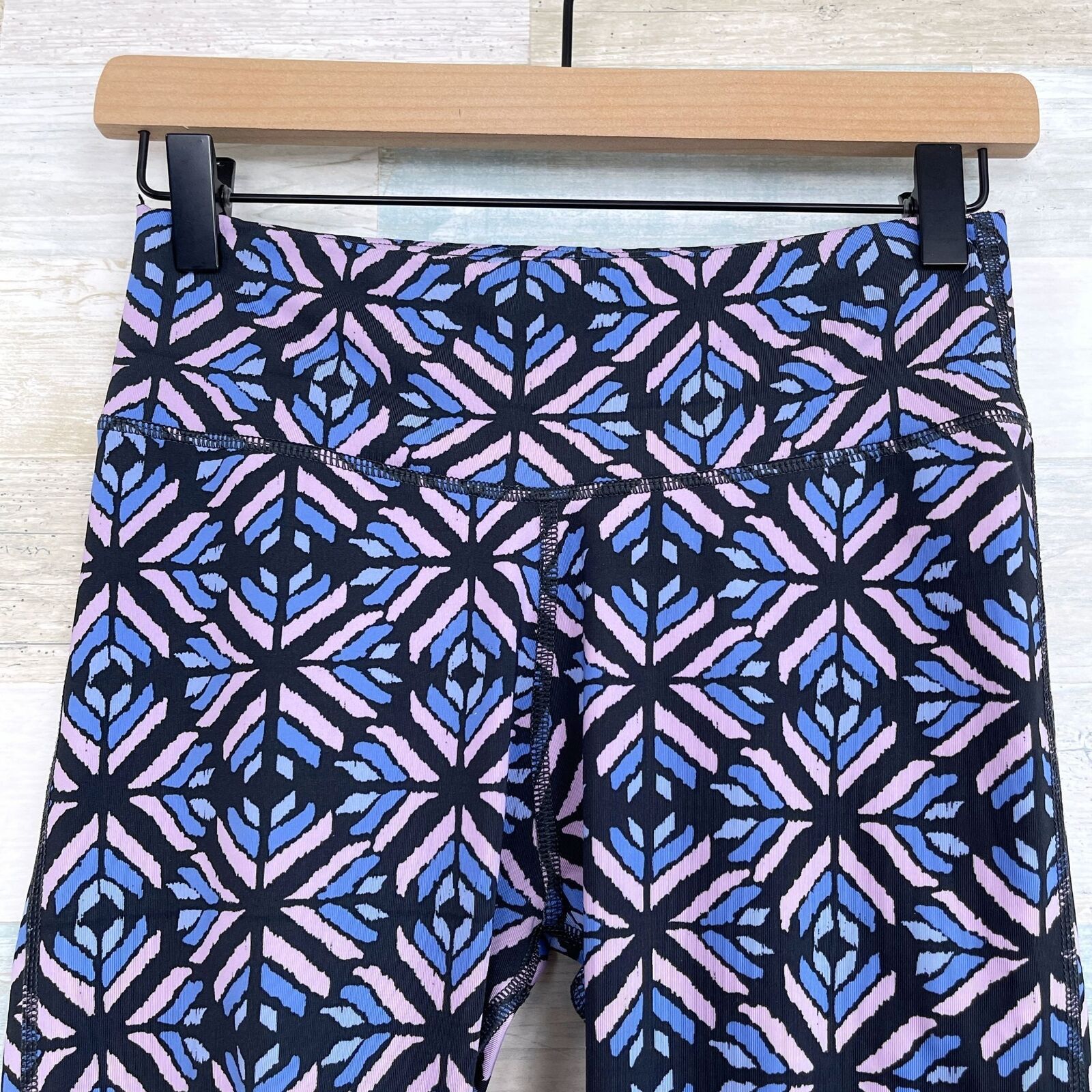 American Eagle Outfitters Aerie Cut Out Hem Mid Rise Leggings Womens Small Size 24" / US 00 / IT 34 - 2 Thumbnail