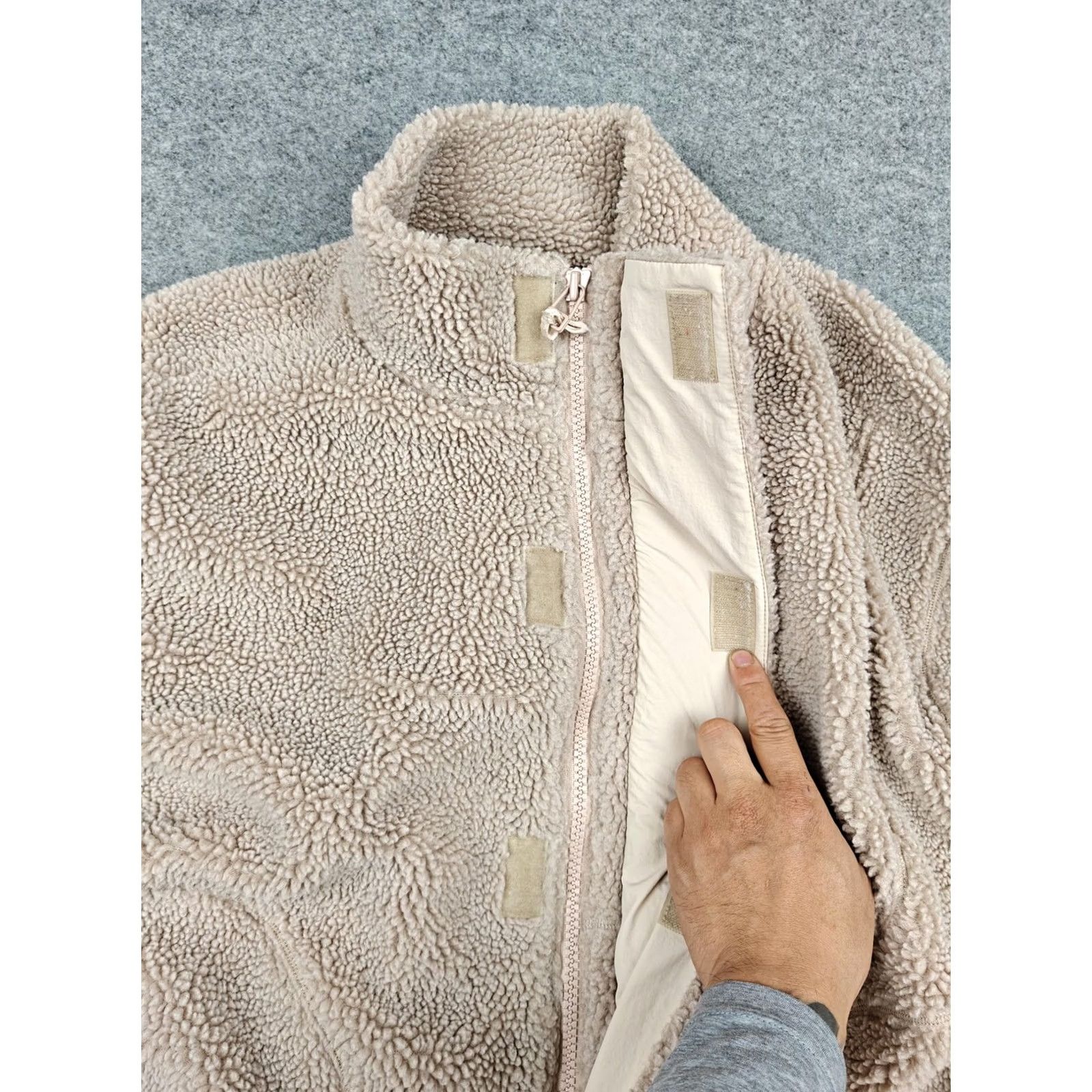 Vintage Lovers + Friends Jacket Womens XS Beige Sherpa Fleece Full Zip Pockets Lined Size XS / US 0-2 / IT 36-38 - 2 Thumbnail