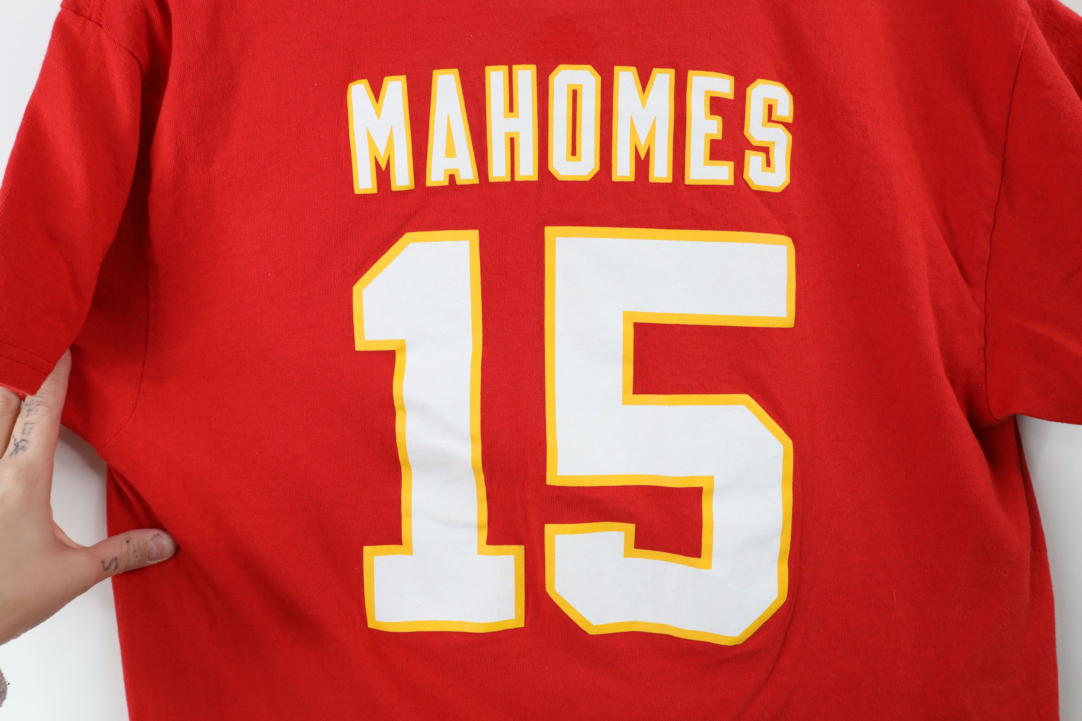 Vintage NFL LVII Patrick Mahomes Kansas City Chiefs Football T-Shirt Size US L / EU 52-54 / 3 - 9 Thumbnail