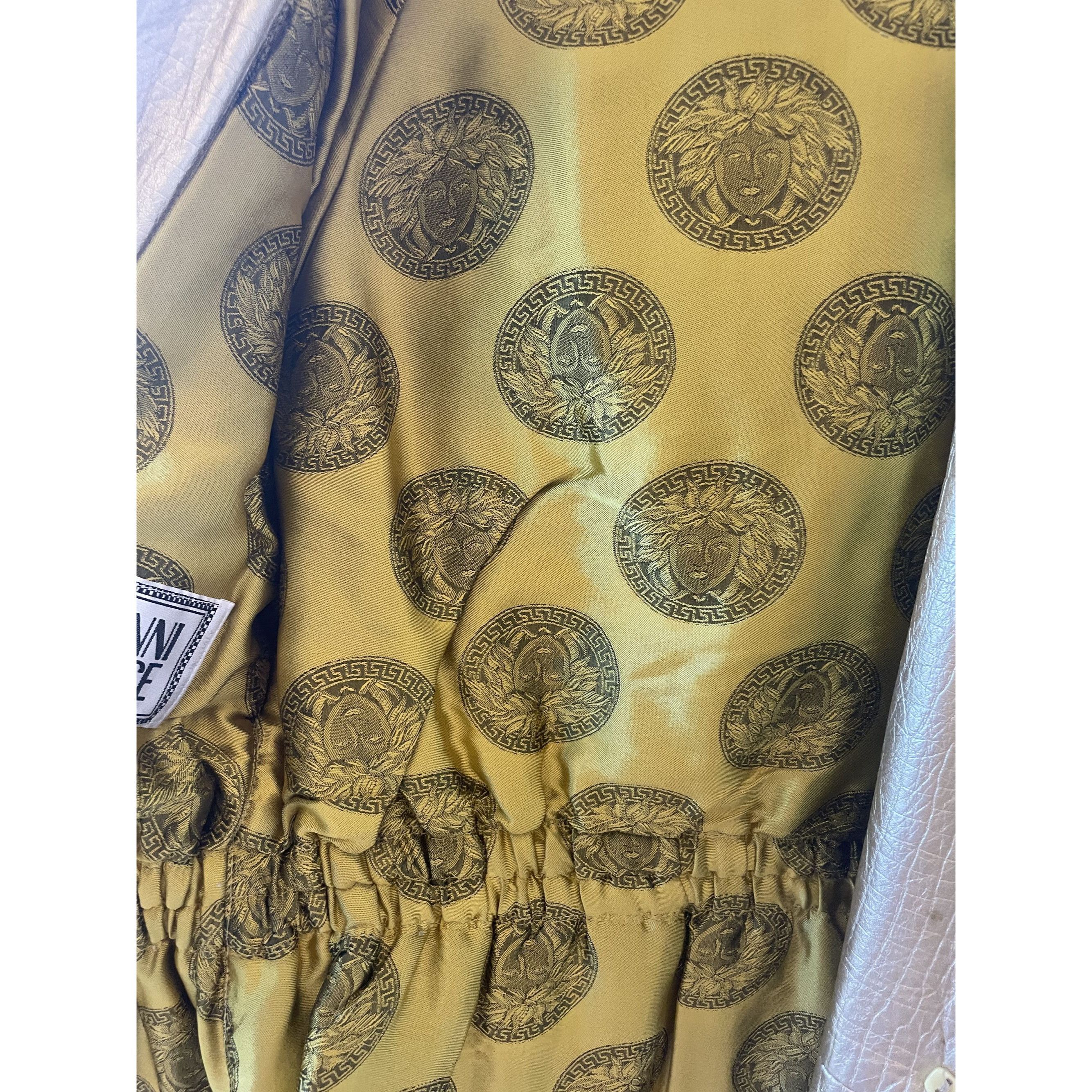Versace Vintage Gold Metallic Hooded Leather Jacket Womens Size XS / US 0-2 / IT 36-38 - 18 Thumbnail