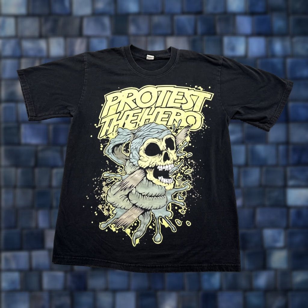 Fruit Of The Loom VINTAGE Protest The Hero Band T Shirt Large Rare Skull Shirt Mens L Black Size US L / EU 52-54 / 3 - 1 Thumbnail