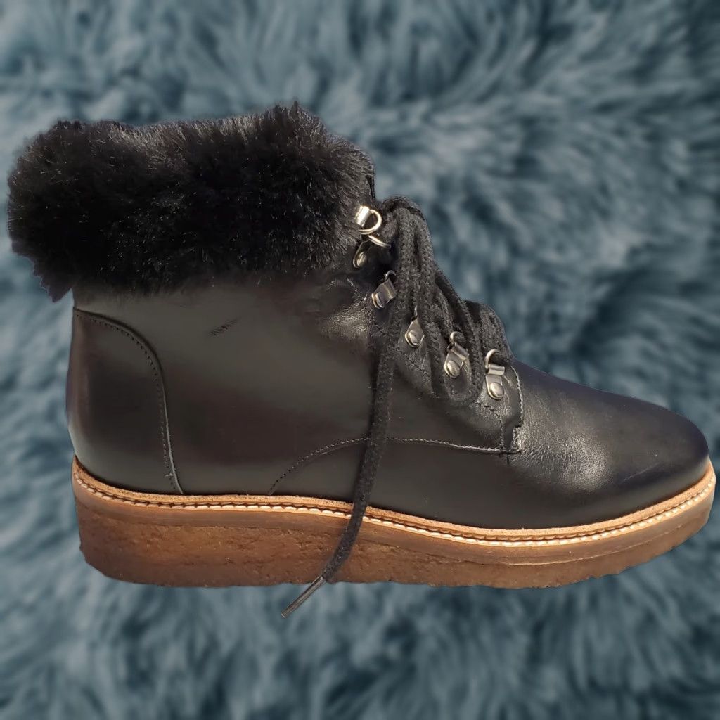 Vintage Botkier Winter Boots Womens Size 7.5 Black Leather Faux Fur Trim Gum Sole Lace Up Boots Size US 8 / IT 38 - 1 Thumbnail