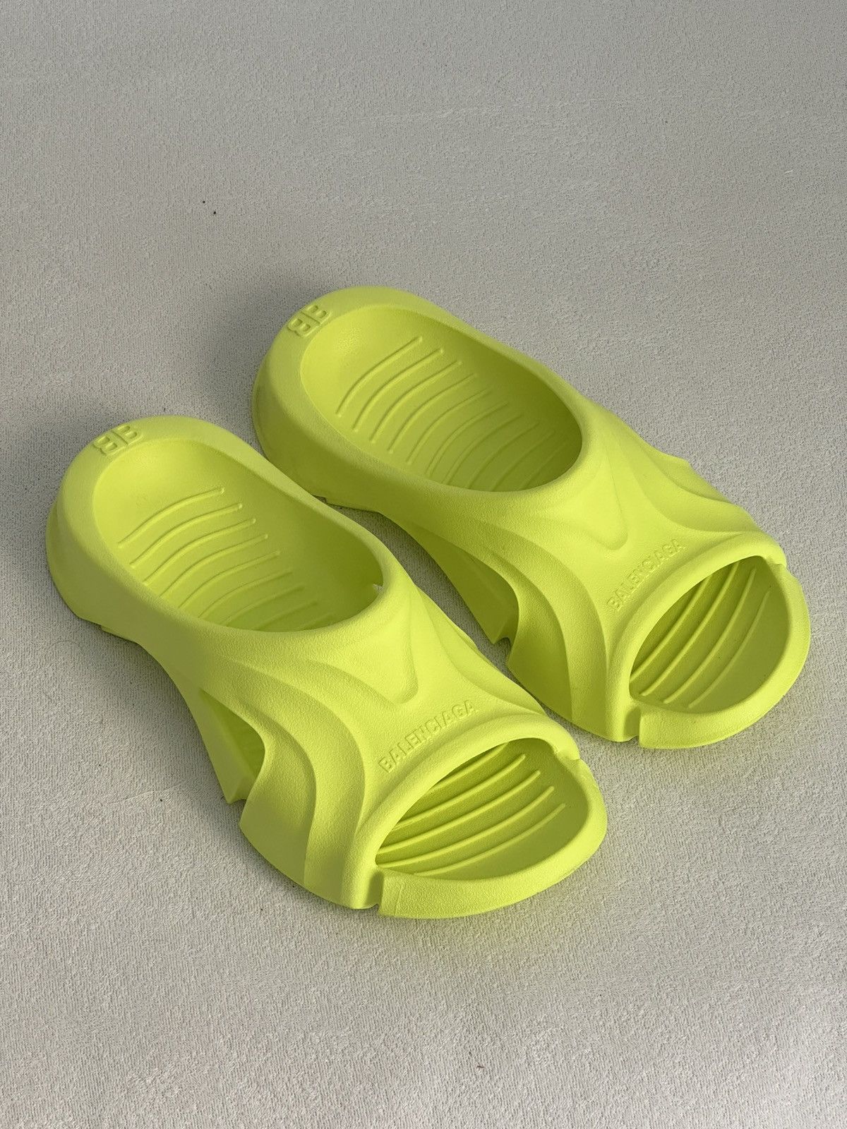 Balenciaga Balenciaga Mold Rubber Slides Yellow Fluorescent