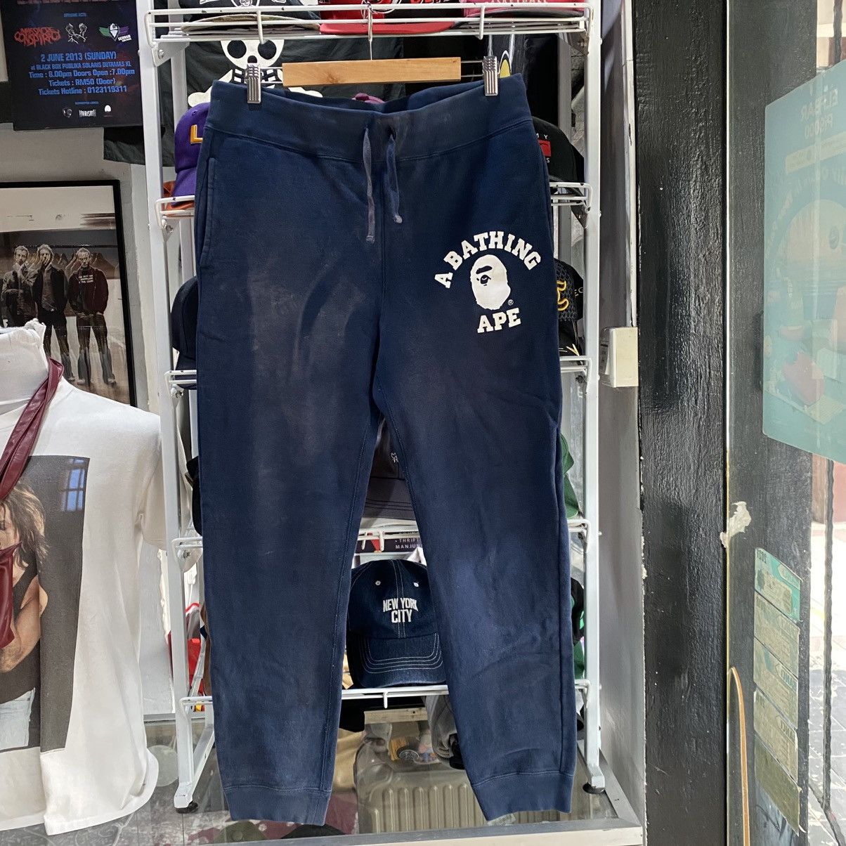 Bape Bape Bathing Ape Logo Back Sweatpants Navy Blue Sz. L Size US 34 / EU 50 - 2 Thumbnail