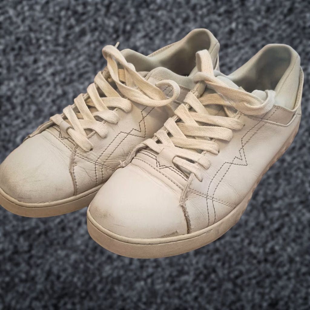 Diesel Diesel Men 10.5US White Leather Sneakers Home cleaned Vintage Luxury Casual ITA Size US 11 / EU 44 - 1 Thumbnail