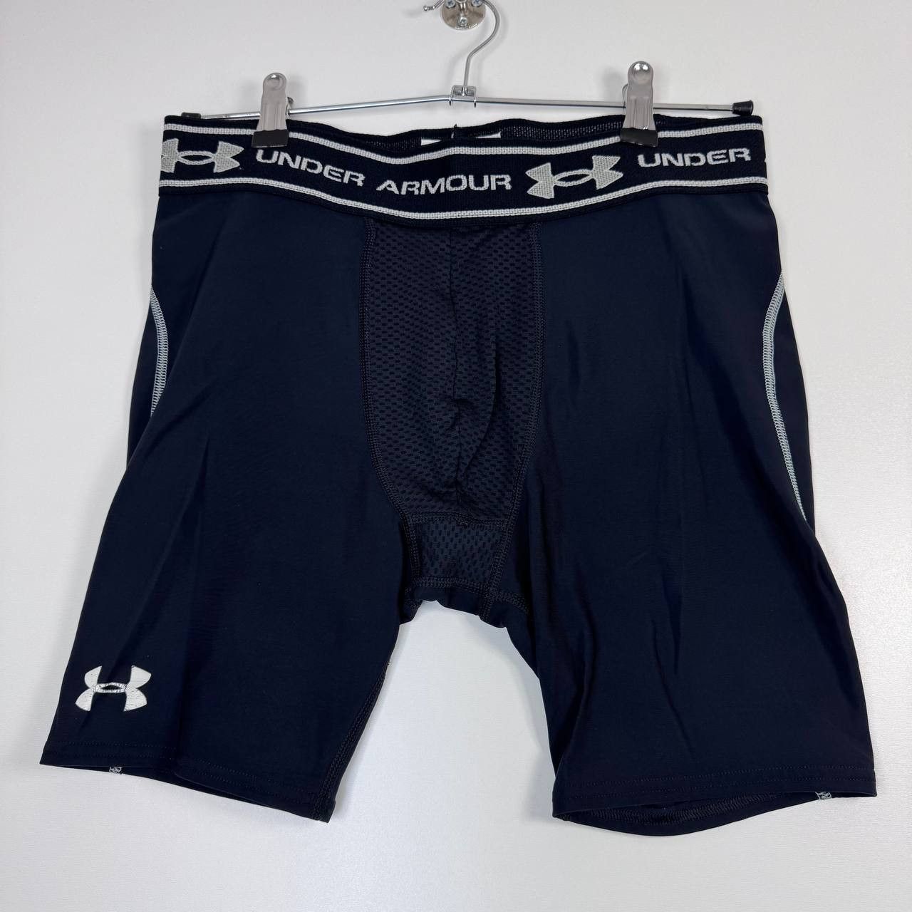 Under Armour Under Armour Compression Shorts Black Athletic Mens Size M Size US 36 / EU 52 - 1 Thumbnail