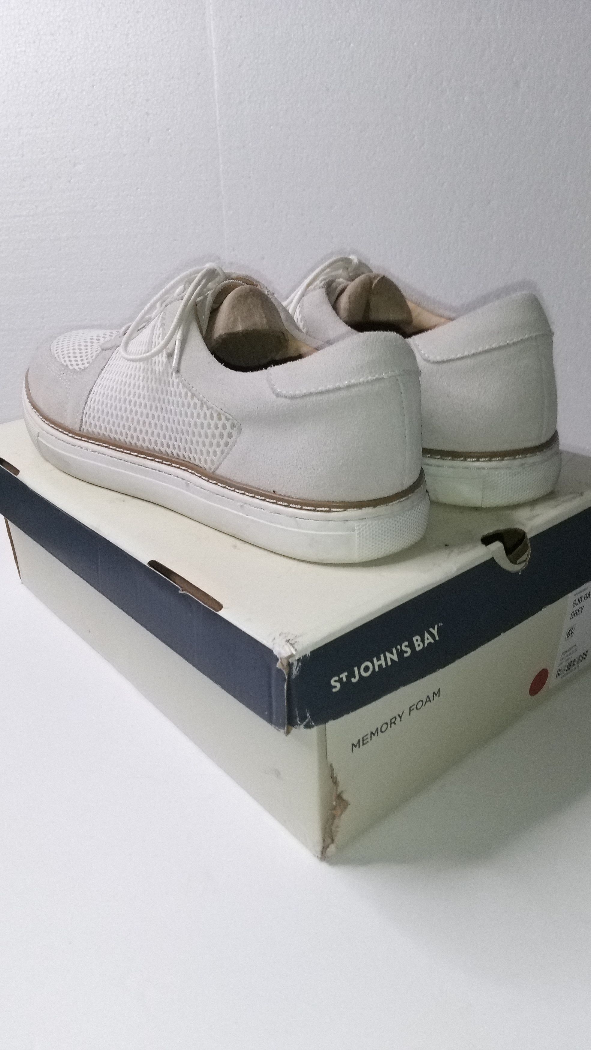 English Laundry Oatmeal Canvas Size US 10.5 / EU 43-44 - 3 Thumbnail