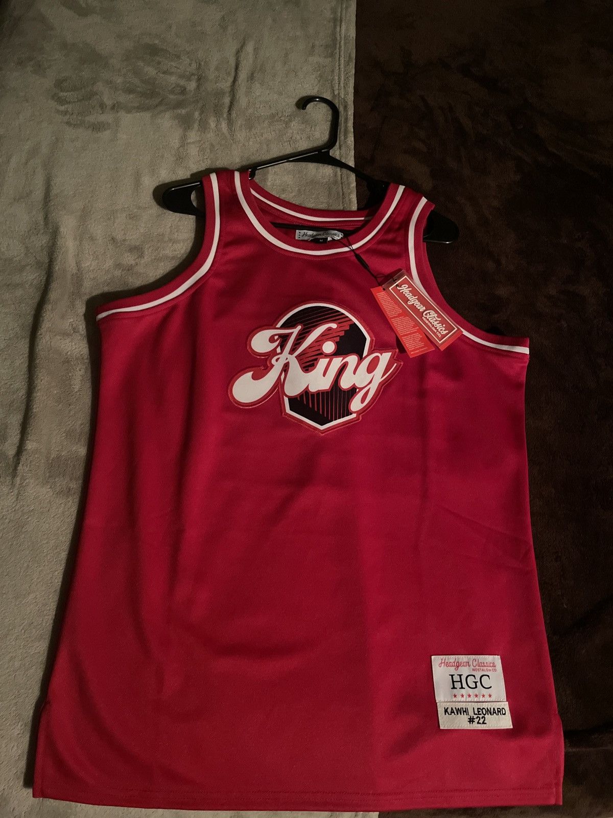 Other New Men’s medium Red Kawwhi Leonard HGC basketball jersey Size US M / EU 48-50 / 2 - 1 Thumbnail
