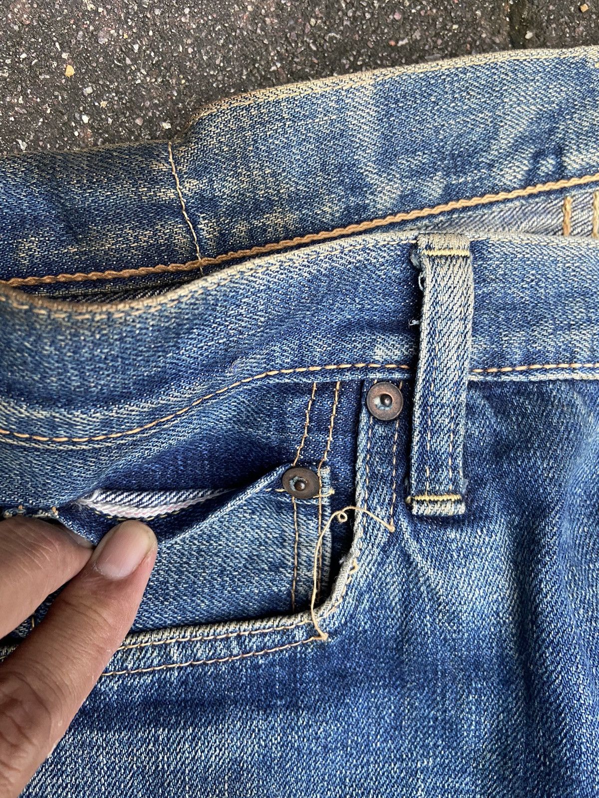 Vintage Vintage Dude Ranch jeans distressed denim selvedge Size US 31 - 14 Thumbnail