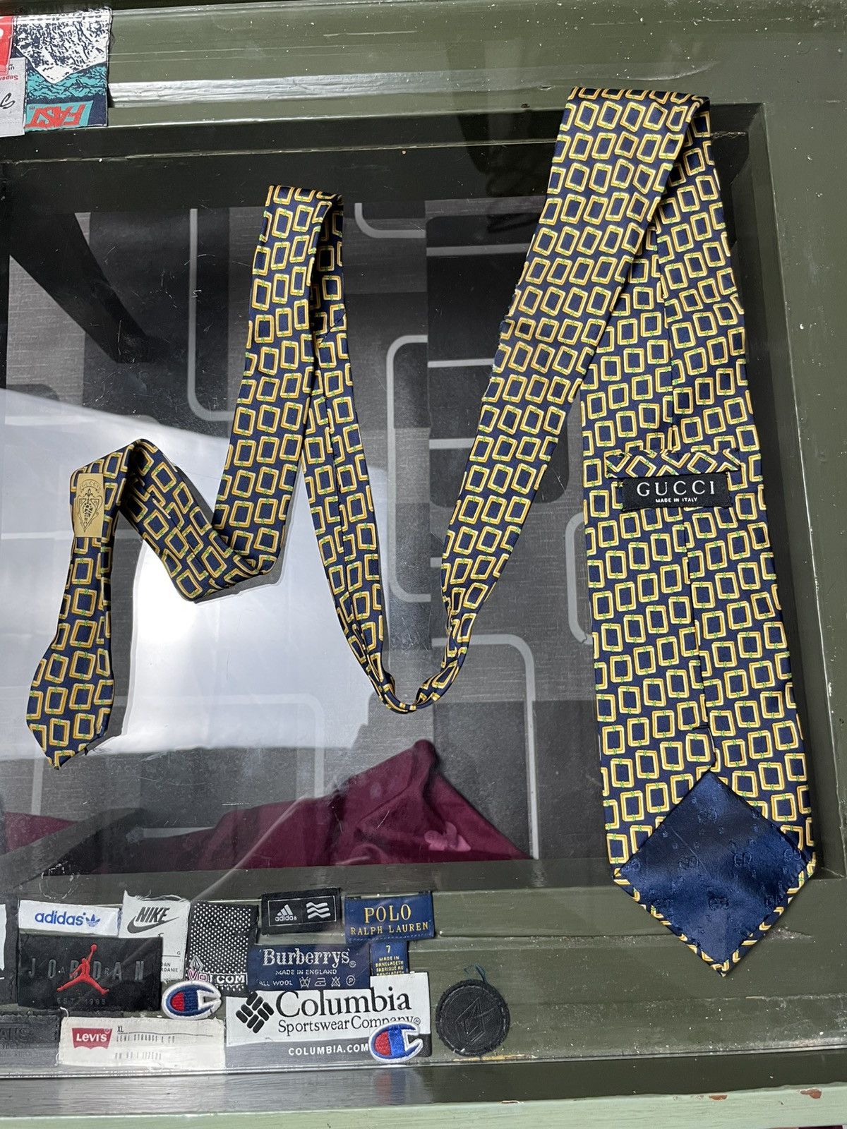 Gucci Vintage Gucci Tie Size ONE SIZE - 1 Thumbnail