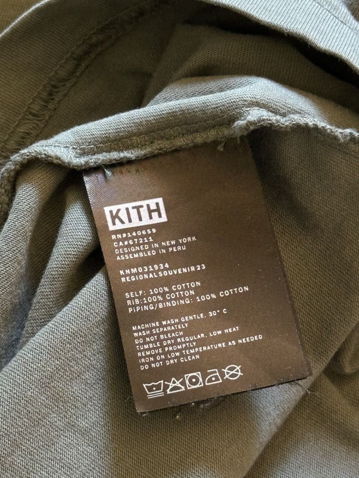 Designer Limited Edition Beverly Hills Kith T Size US L / EU 52-54 / 3 - 4 Thumbnail