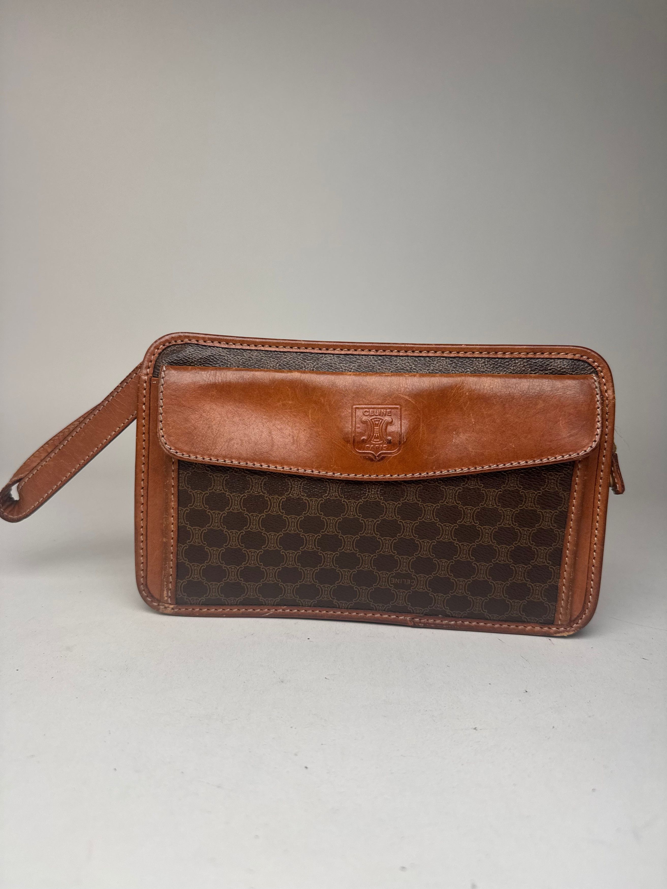 Celine Vintage Paris Triomphe Monogram Leather Clutch brown Size ONE SIZE - 1 Thumbnail