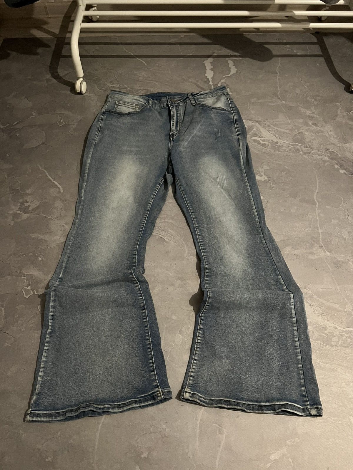 Archive Number Nine Style / Flared Glamour Jean / Avan Y2K