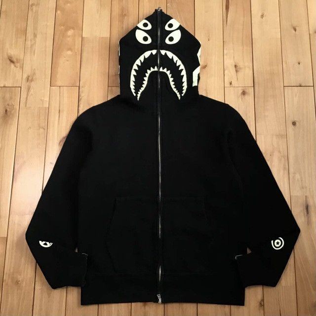 Bape × Bounty Hunter 💫Glow in the dark💫 BAPE BOUNTY HUNTER Shark Full Zip Hoodie Size US M / EU 48-50 / 2 - 2 Thumbnail