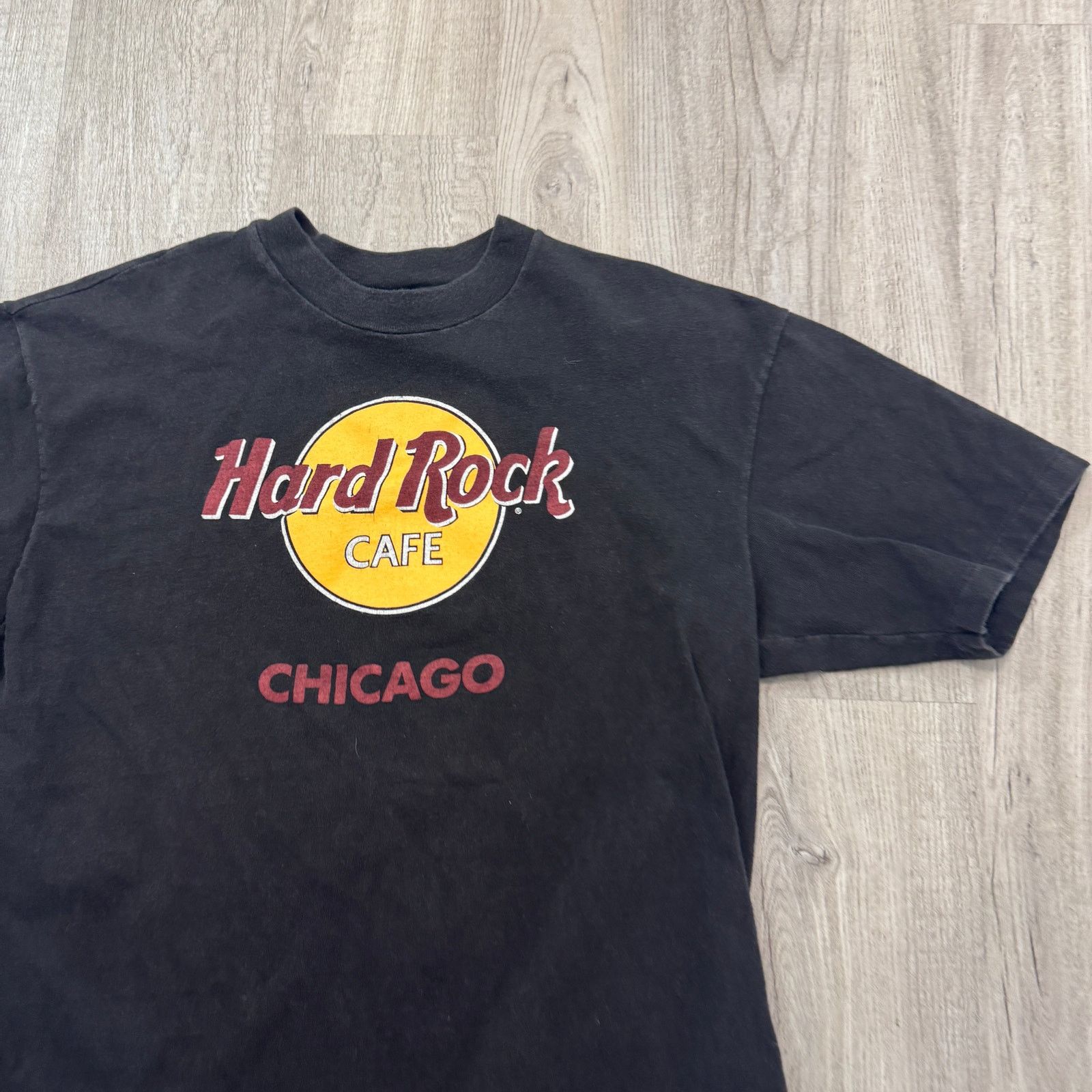 Vintage Vintage Hard Rock Cafe Chicago Shirt Men's Extra Large 90s Size US XL / EU 56 / 4 - 2 Thumbnail