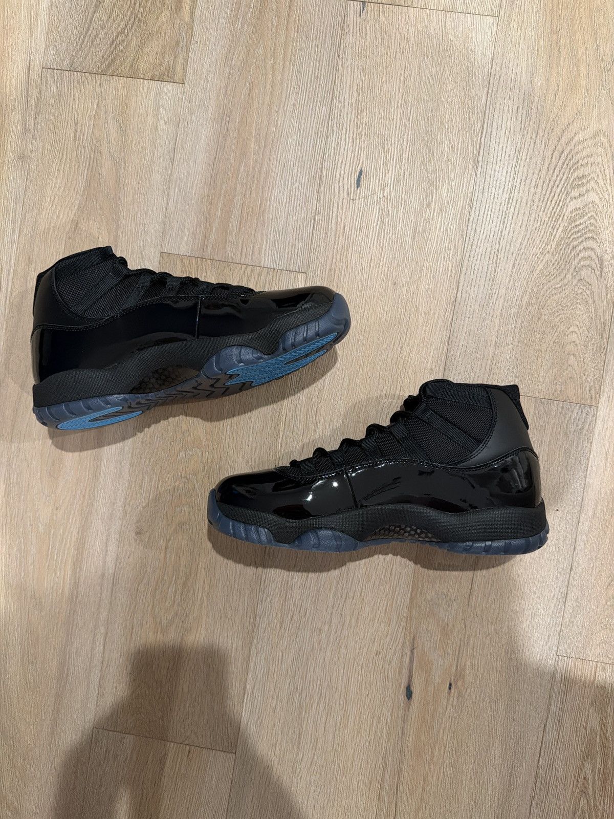 Jordan Brand Jordan 11 Gammas Size US 10.5 / EU 43-44 - 2 Thumbnail
