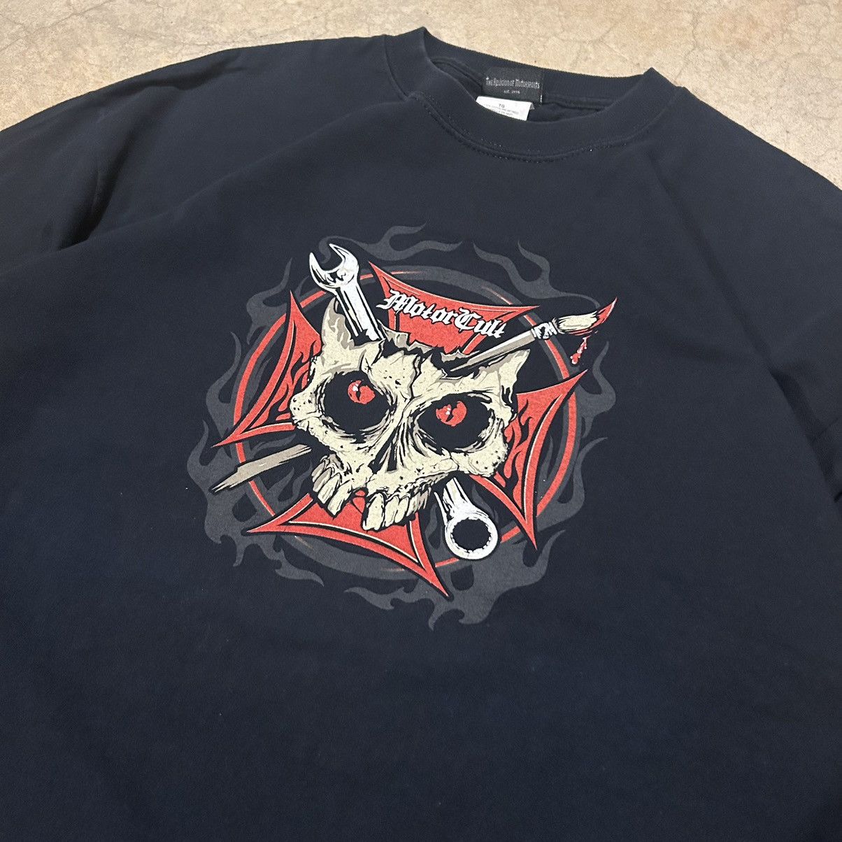 Harley Davidson × Vintage Crazy Vintage Y2K Motorcult Flame Sleeve Cross Skull Tee Size US XL / EU 56 / 4 - 4 Thumbnail