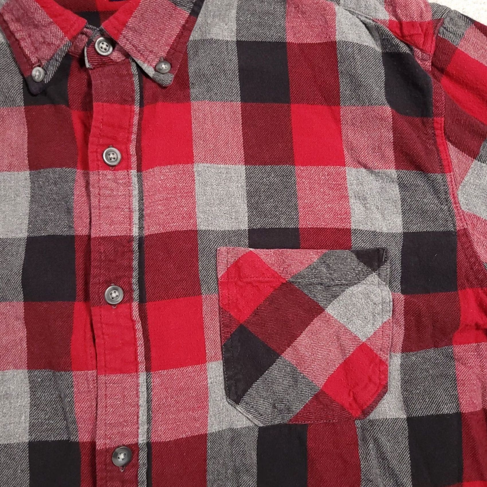 FRED VINTAGE Northcrest Flannel Shirt Mens XL Red Black Gray Pocket Button Down Long Sleeve 90s Classic Outdoor Mens Size US XL / EU 56 / 4 - 5 Thumbnail