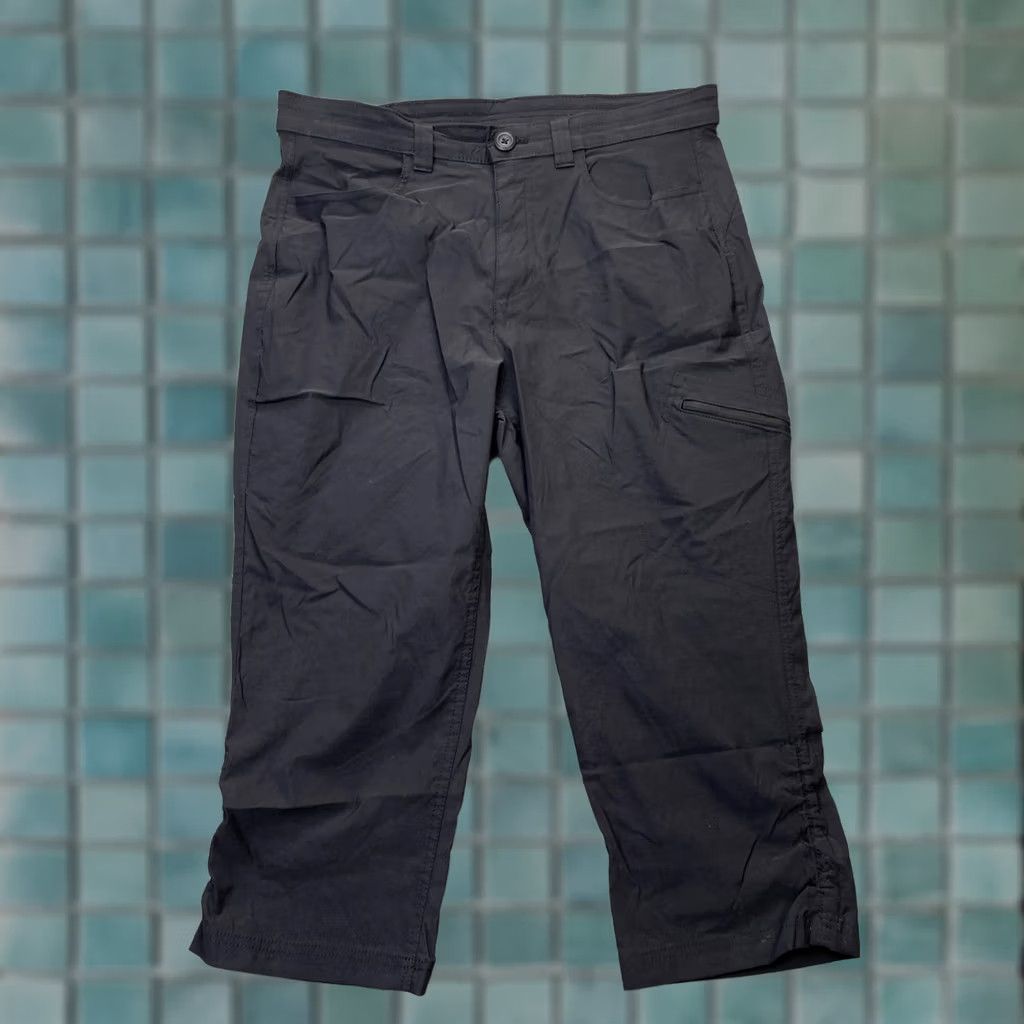 Eddie Bauer Eddie Bauer Womens 12 Black Capri Cargo Rainier Pants Water Resistant Ripstop Size 24" / US 00 / IT 34 - 1 Thumbnail