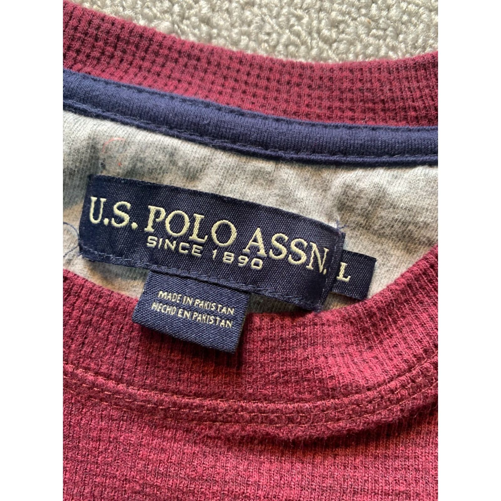Vintage U.S. Polo Assn Long Sleeve Mens Shirt L Maroon Dress Shirt Cotton Blend Buttoned Collared Regular Fit Logo - Red Size US L / EU 52-54 / 3 - 3 Thumbnail