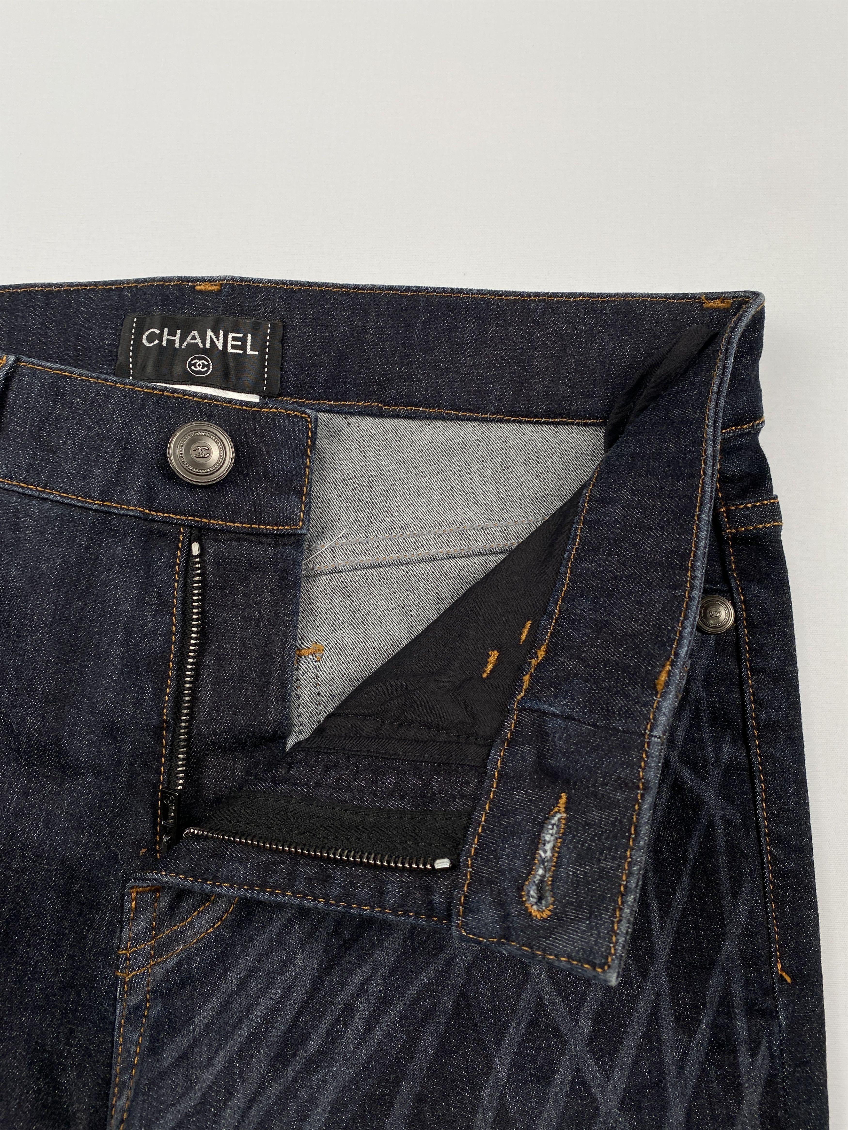 Chanel Geometric Laser Print Coco Mark Buttons Denim Jeans Size US 27 - 8 Thumbnail