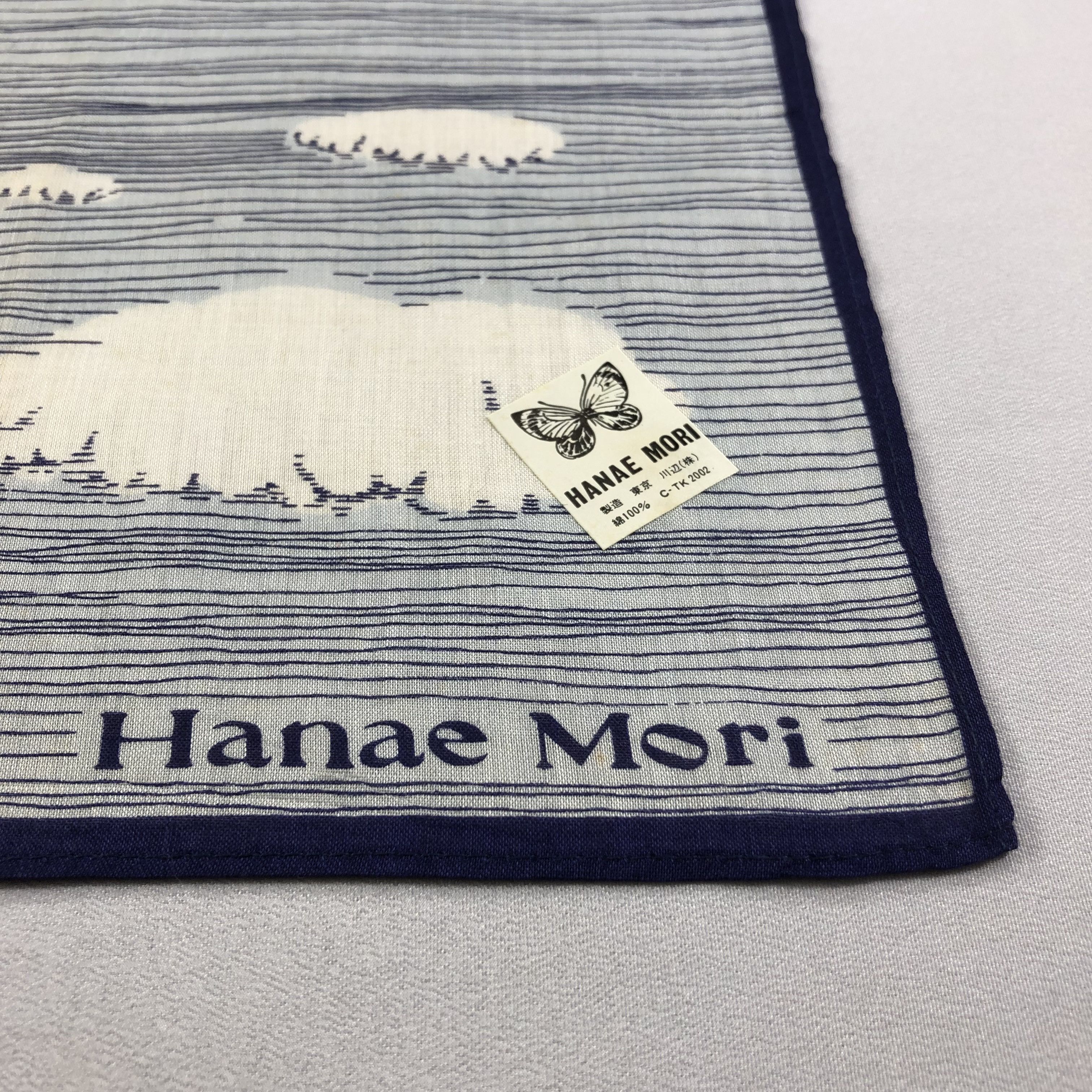 Hanae Mori Hanae Mori Clouds Handkerchief Neckerchief Bandana H1463 Size ONE SIZE - 4 Thumbnail