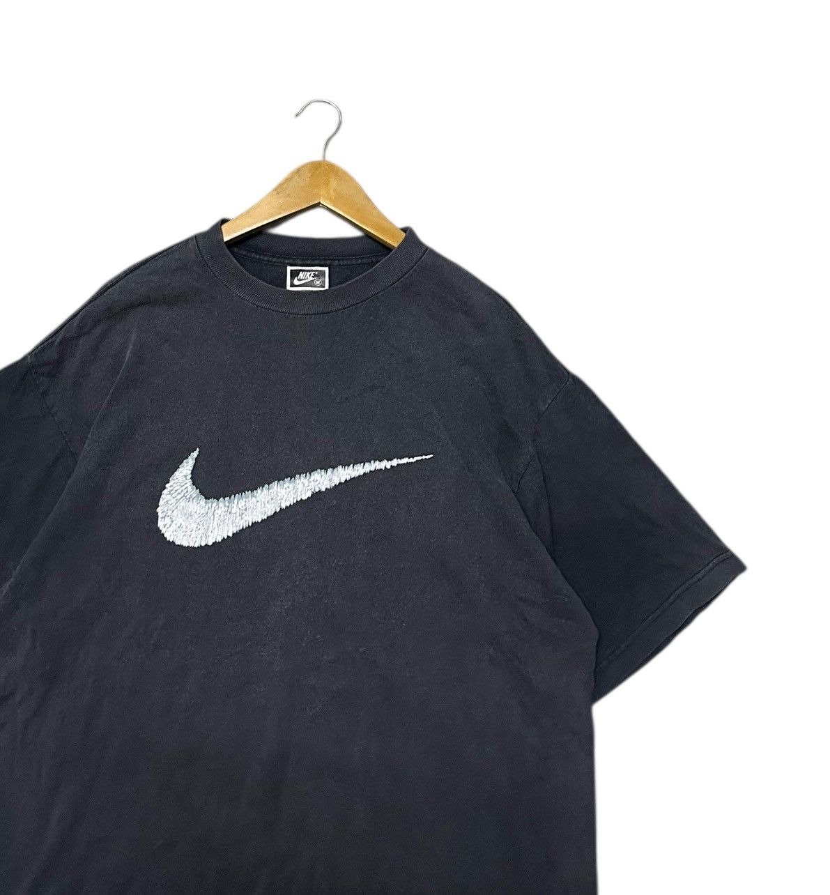 Nike Vintage 90s Nike swoosh tshirt Size US M / EU 48-50 / 2 - 2 Thumbnail