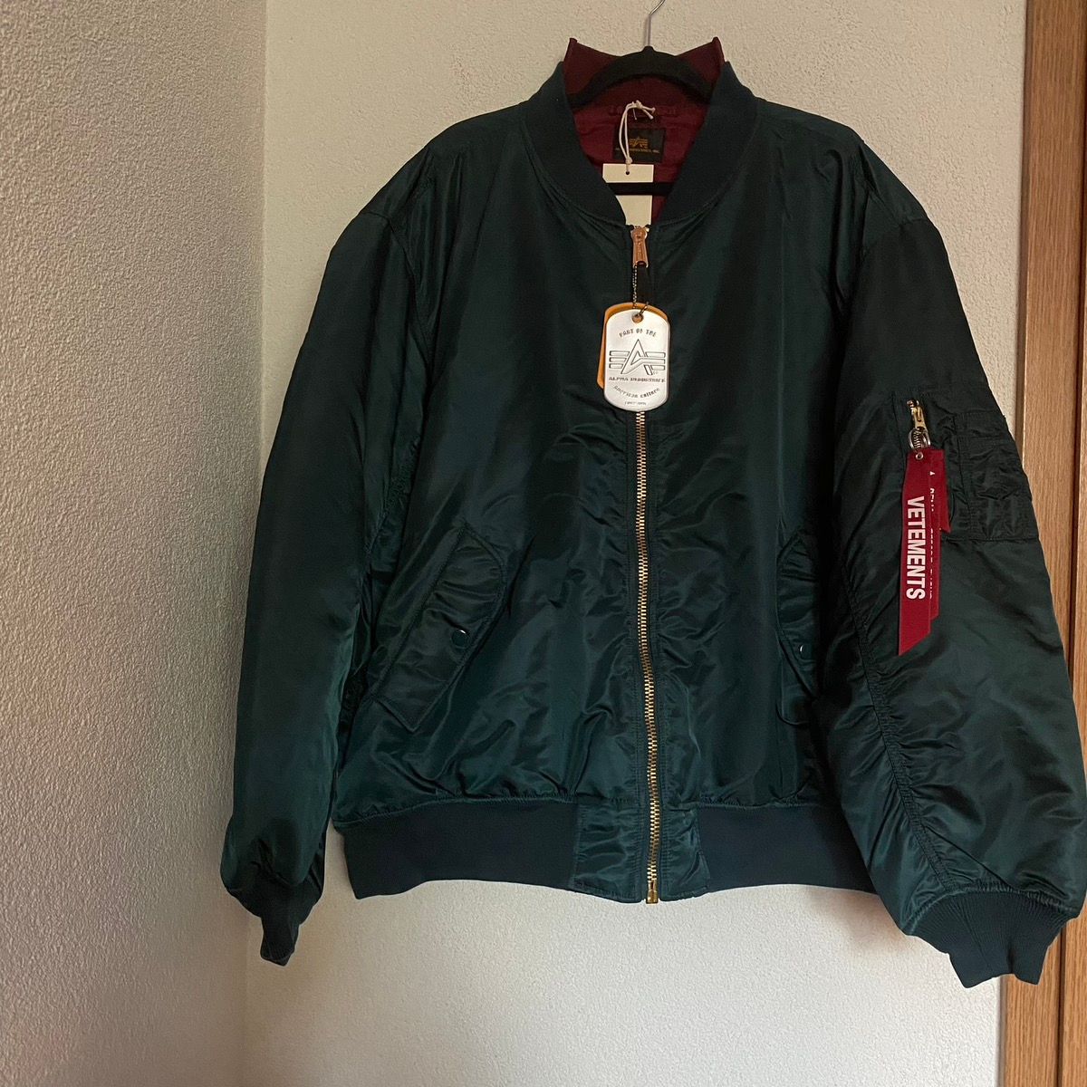 Alpha Industries Vetements Deconstructed Bomber A/W 18 | Grailed