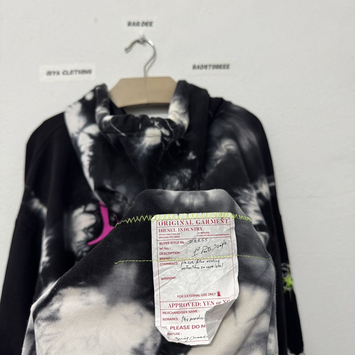 Diesel (FREE SHIPPING) DIESEL skullhead Hoodie Size US M / EU 48-50 / 2 - 6 Thumbnail