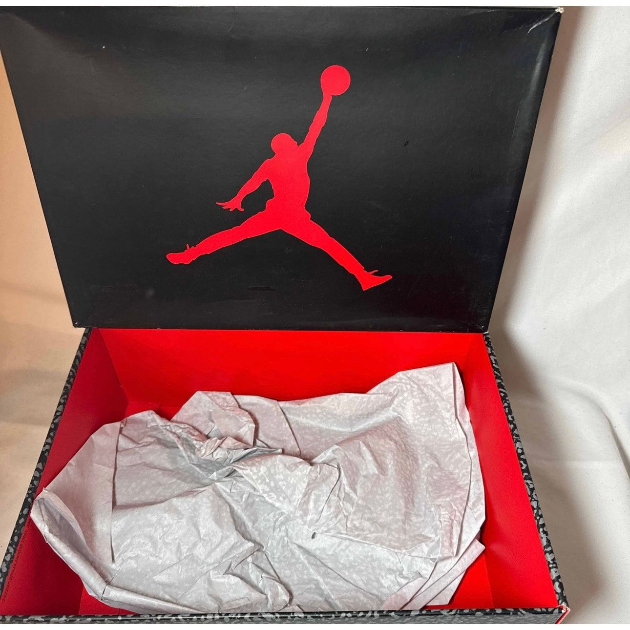 Jordan Brand × Nike Size 8 - Air Jordan 3 Retro OG Black Cement 2024 Men's Shoes Size US 8 / EU 41 - 10 Thumbnail
