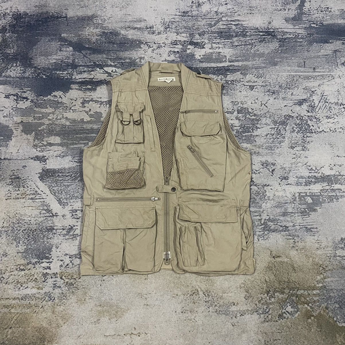 Japanese Brand × Voodoo Tactical Vintage Japan Tactical Multi Pocket Military Vest Size US S / EU 44-46 / 1 - 1 Thumbnail